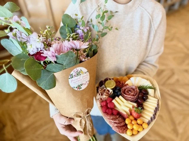 PICK UP: Bouquet & Charcuterie board