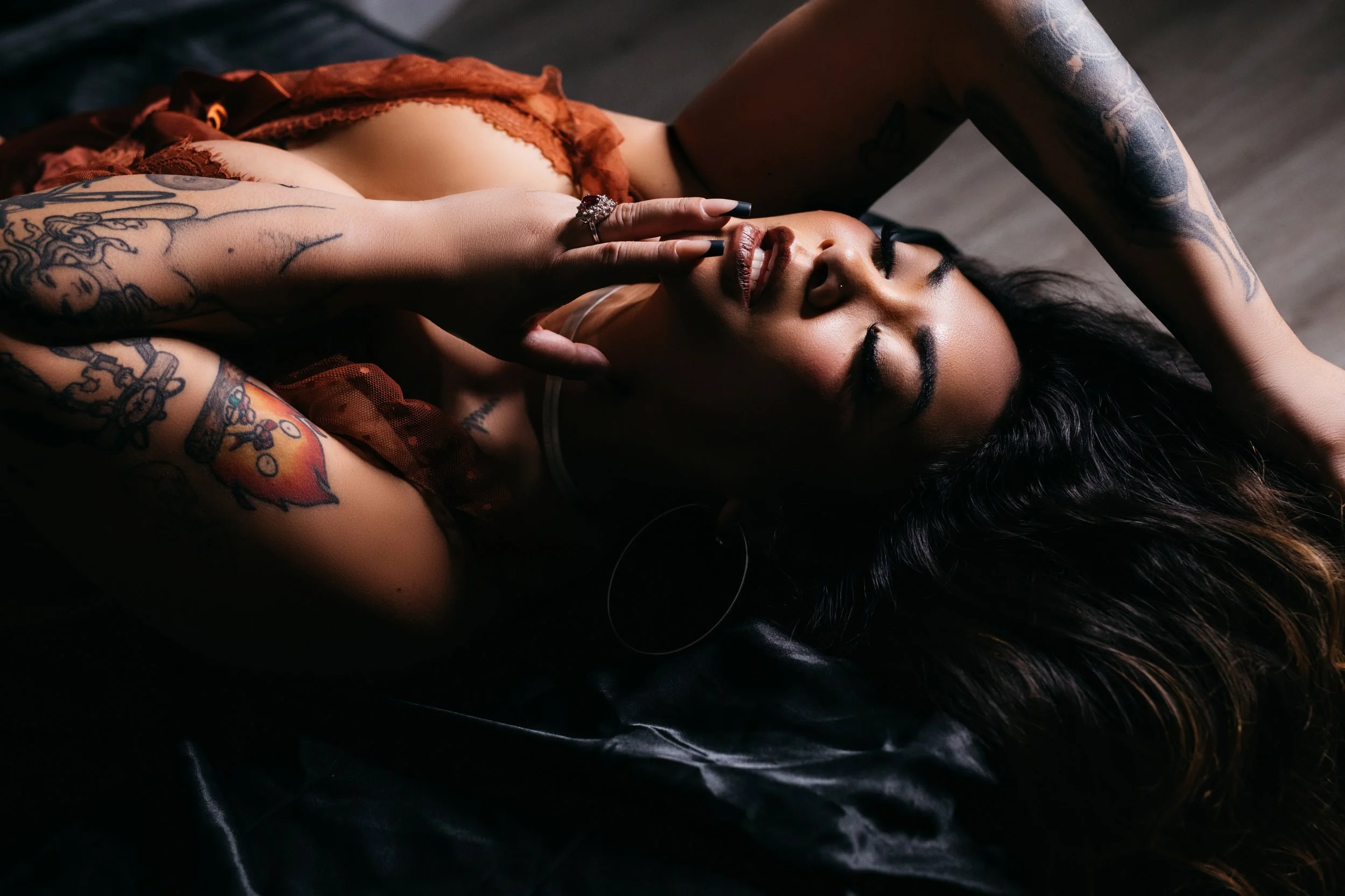 Dark and Moody Boudoir Photoshoot | California Boudoir Studio 