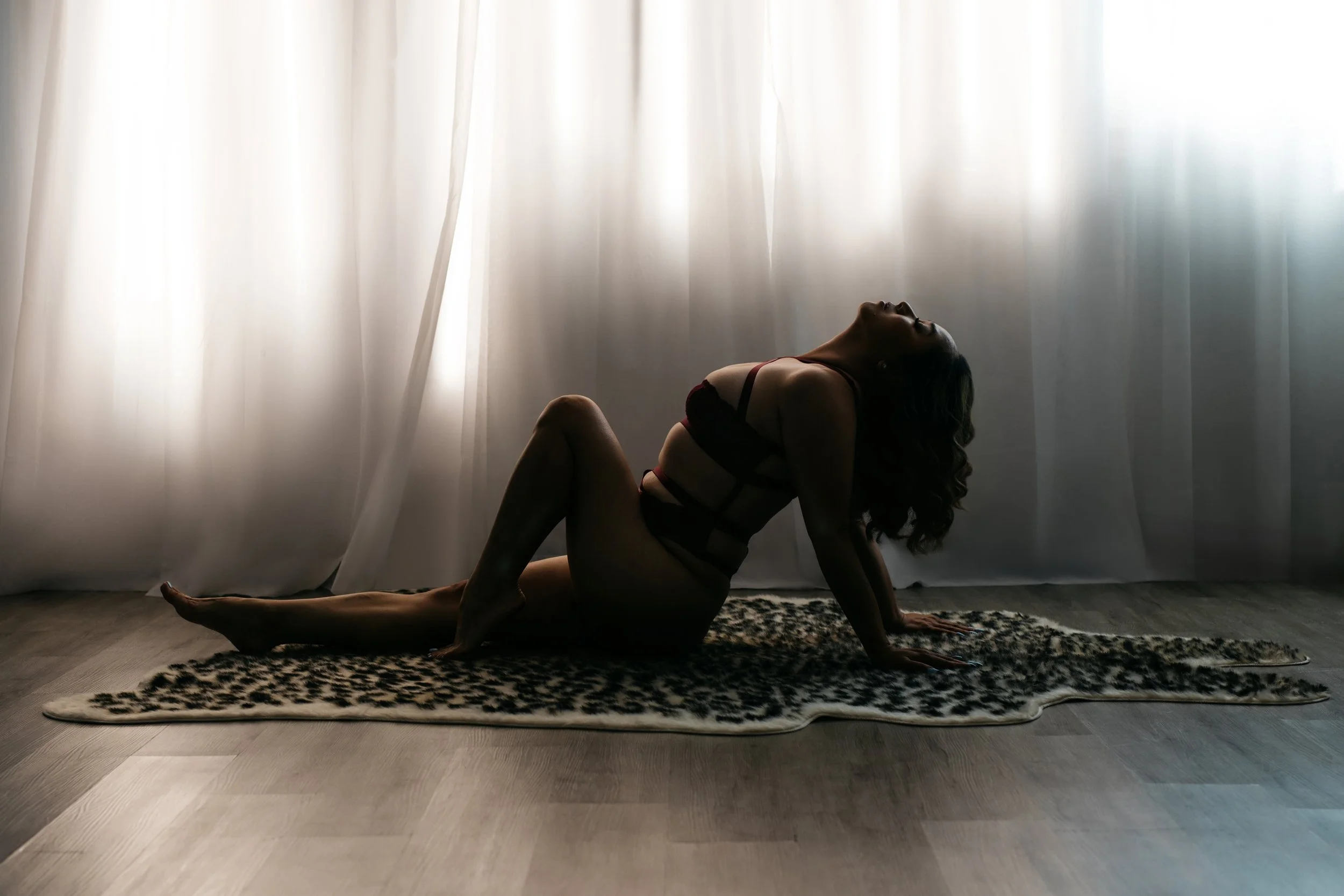 boudoir with silhouette Bay Area Boudoir 
