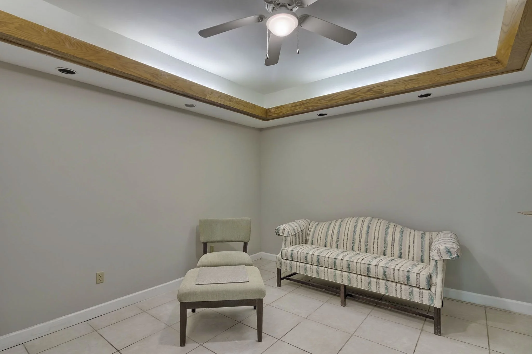 31-227-Holly-Ridge-Lane.jpg