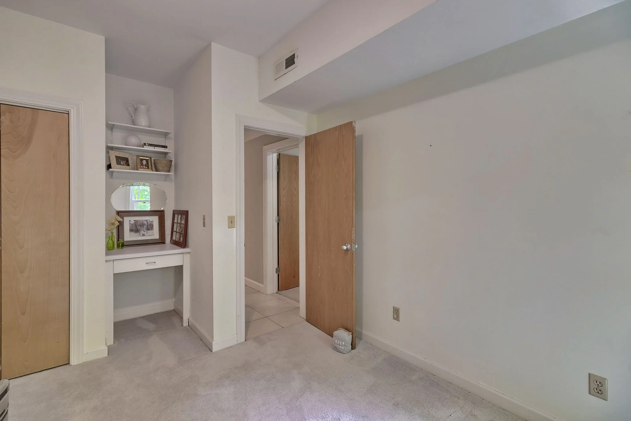 33-227-Holly-Ridge-Lane.jpg