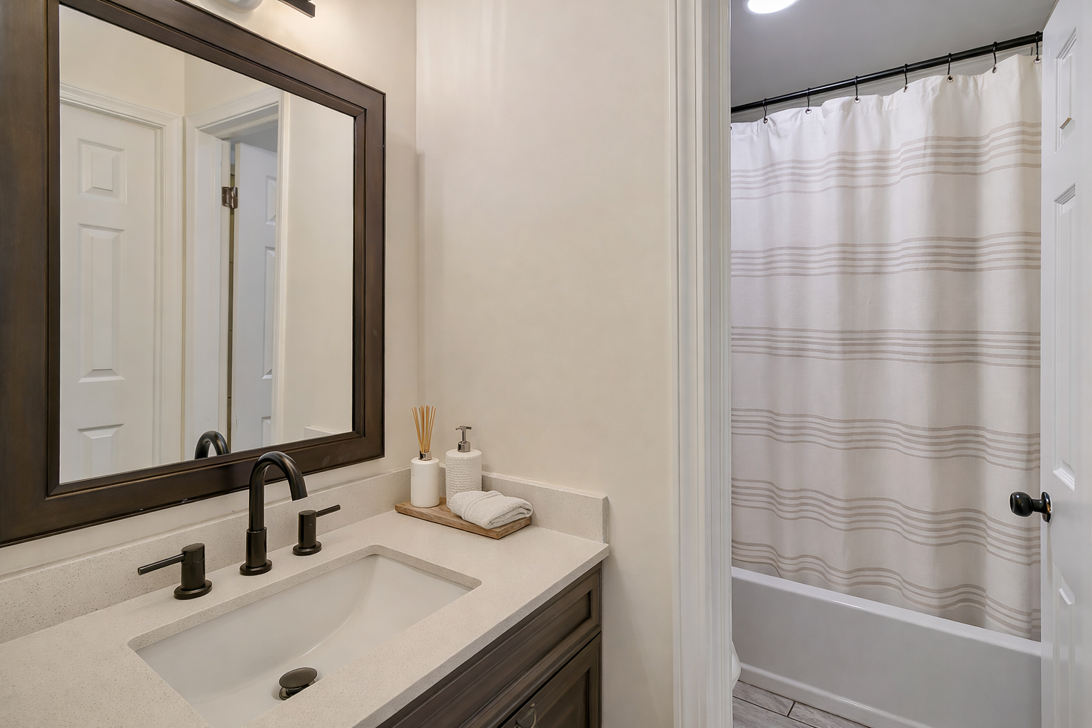 primary bathroom.png