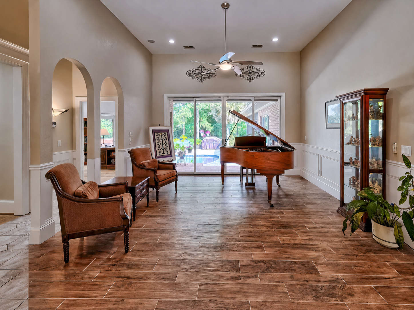 Foyer 2.png