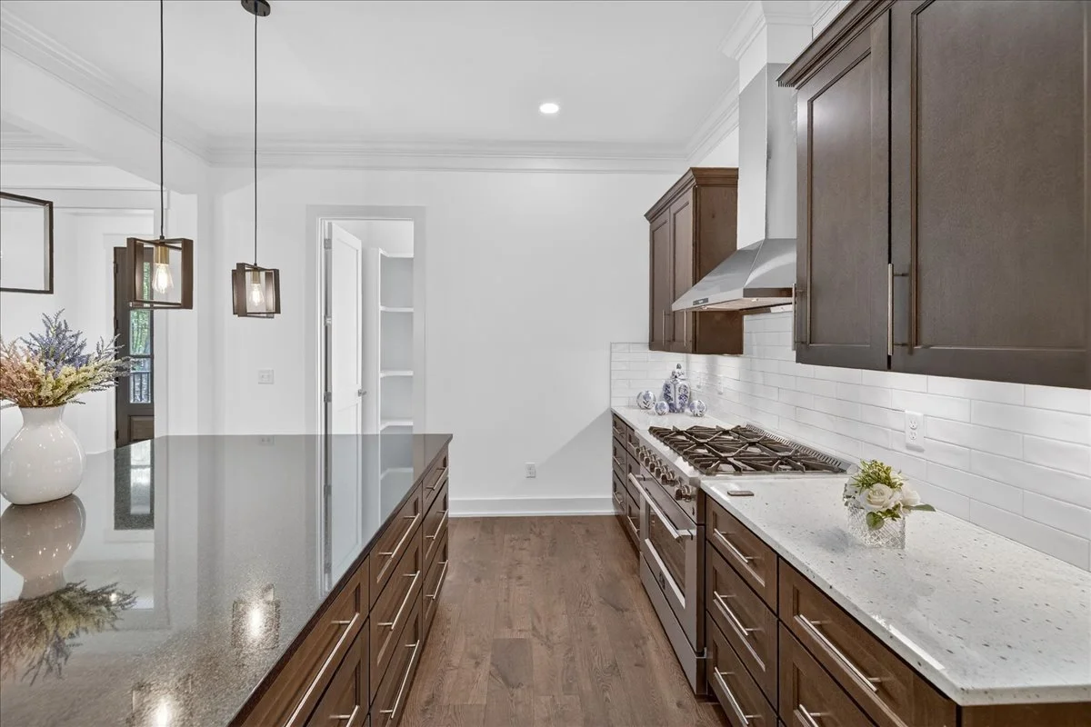 5-Kitchen.jpg
