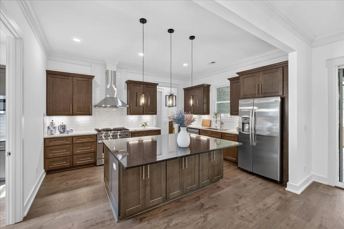7-Kitchen.jpg