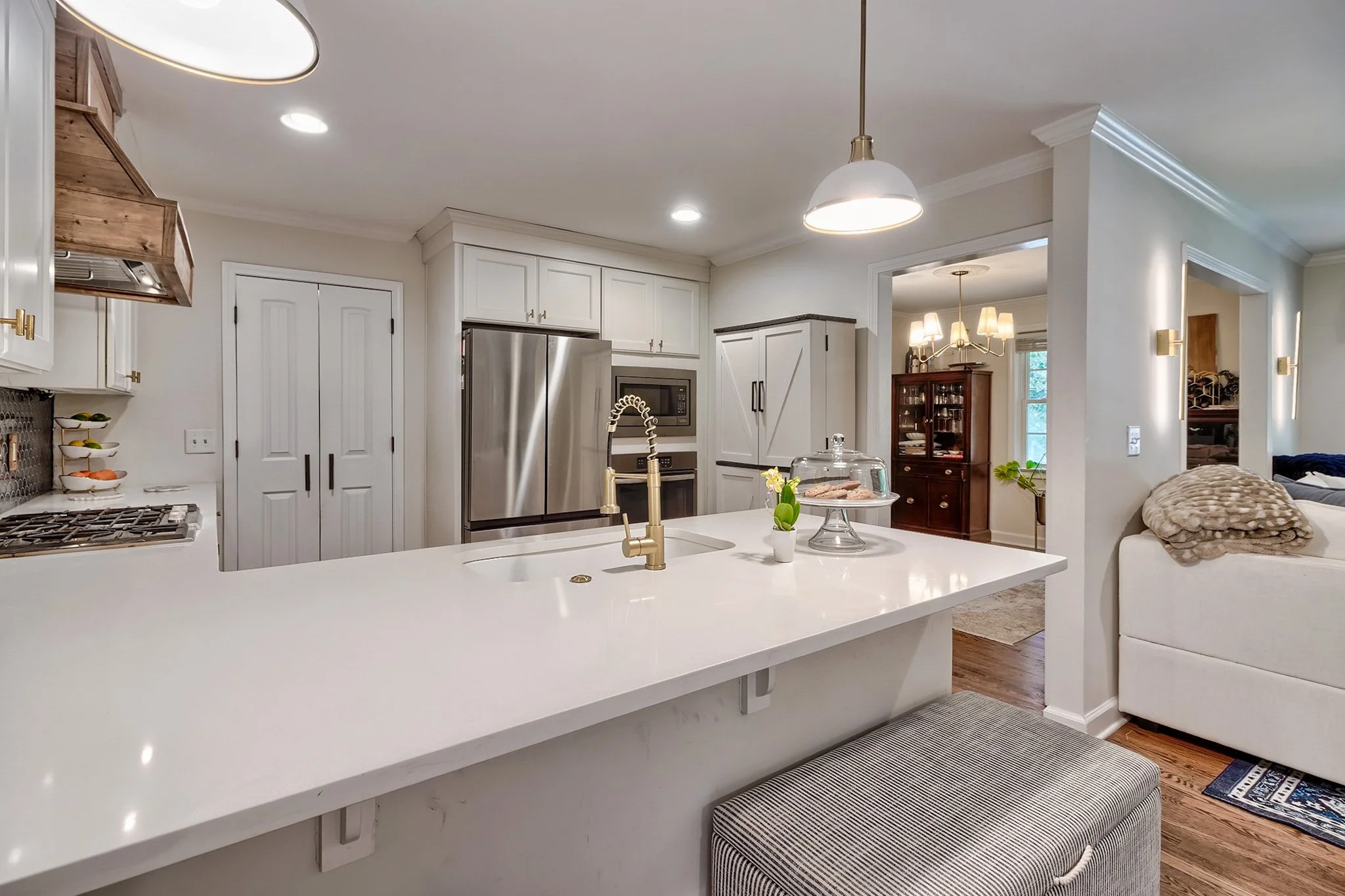 6-Kitchen.jpg