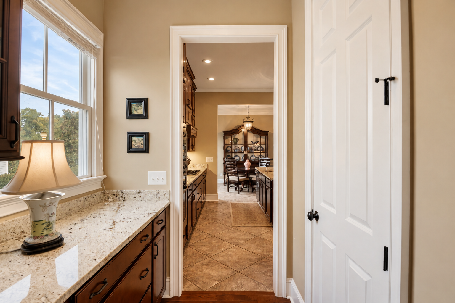 Warm Kitchen Passageway and Dining Nook.png