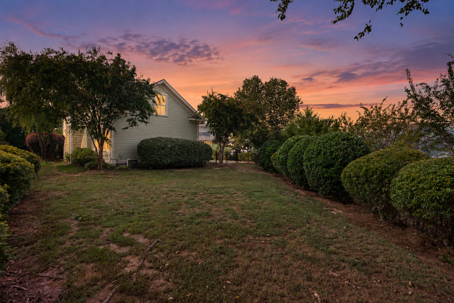 Tranquil Twilight Backyardscape.png