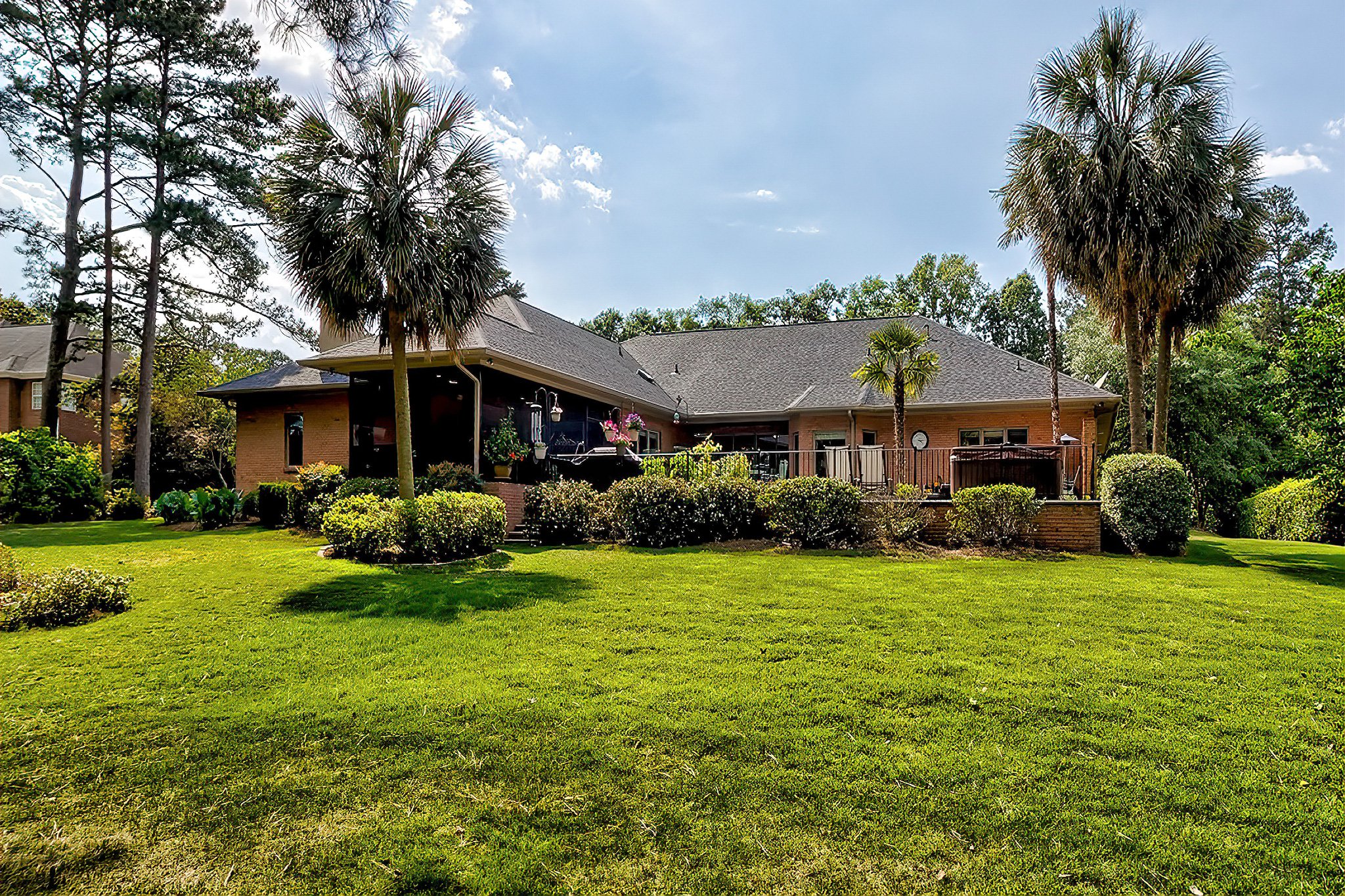 Lifestyle setting near Spence Plantation and Lake Murray Lexington SC