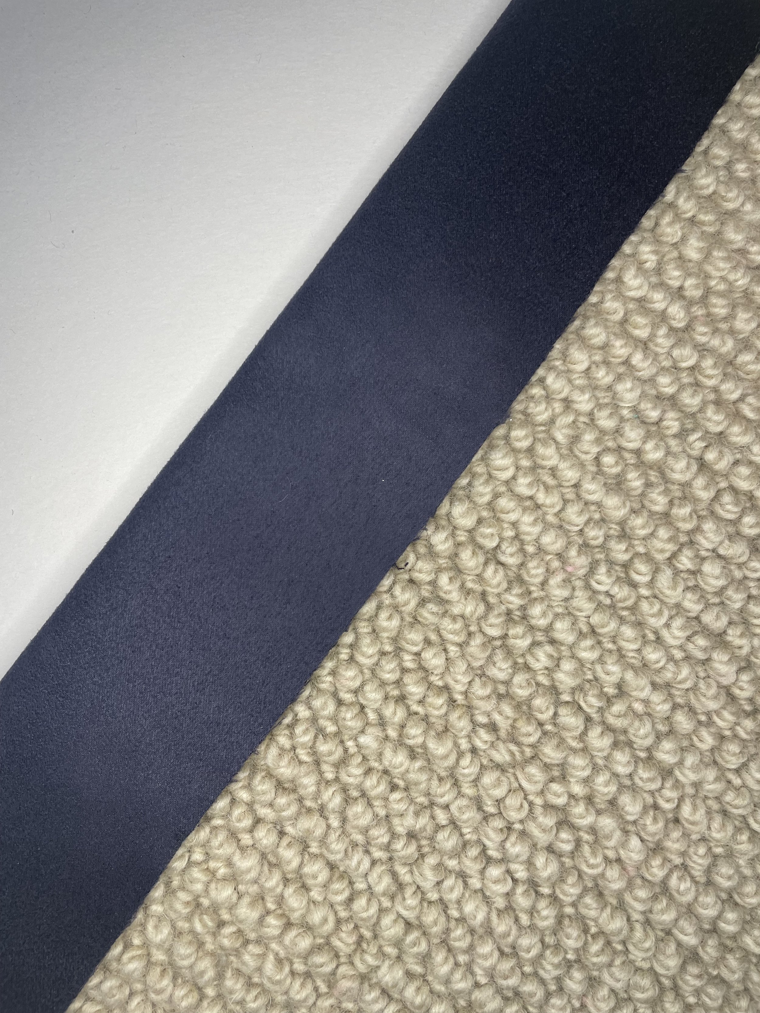 NAVY BLAZER