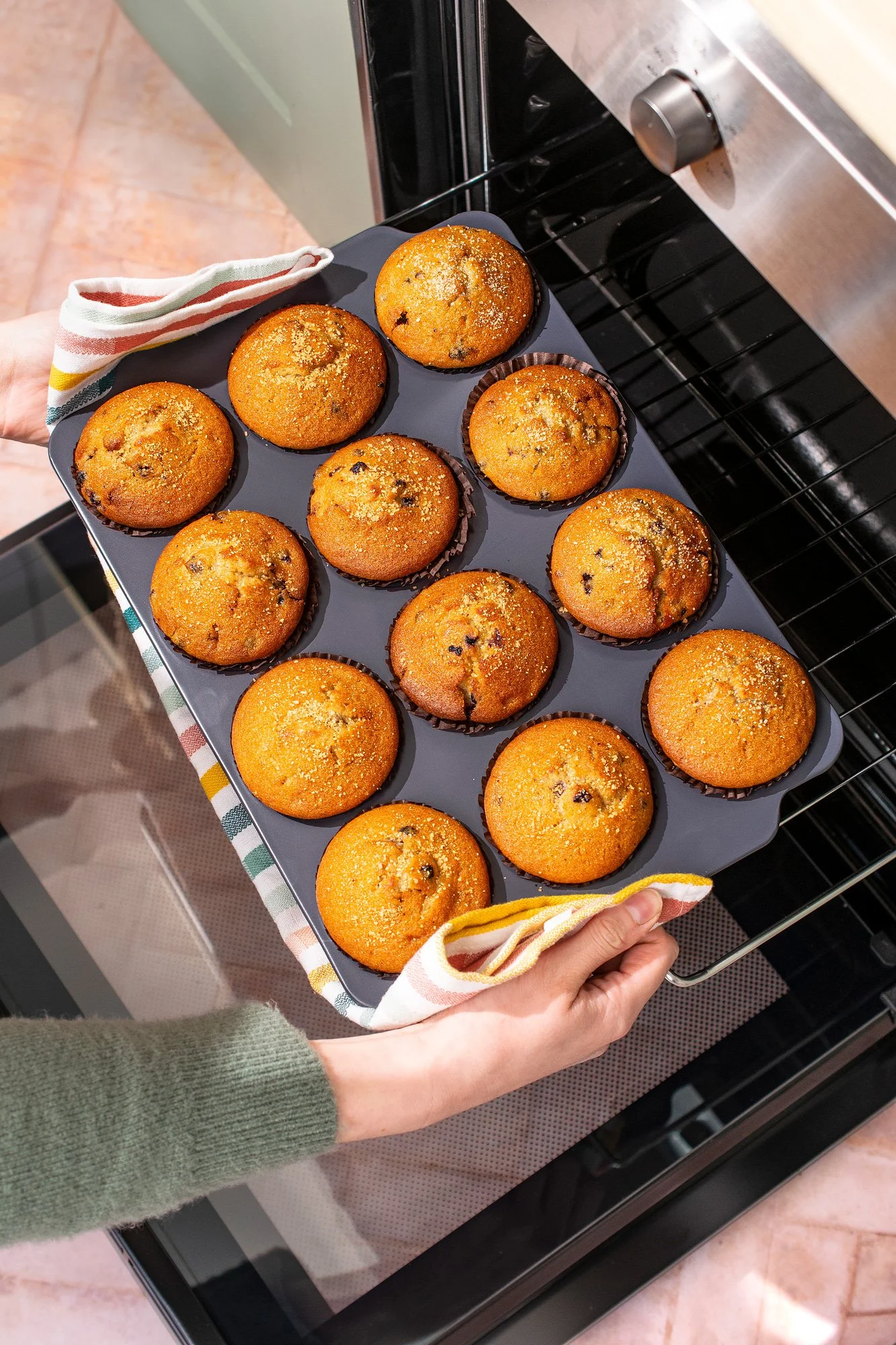 Scoville Muffin Tray Lifestyle Shoot April 2026