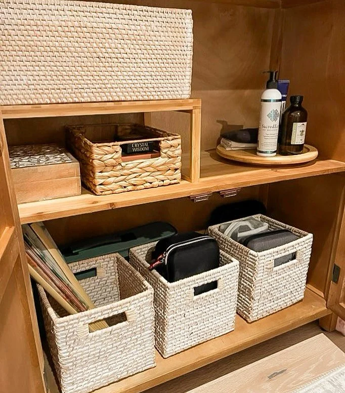 Even the quiet corners&mdash;like under the cabinet&mdash;can support a sense of ease and wellbeing. 🌿

#joyoforganizing #choosejoy