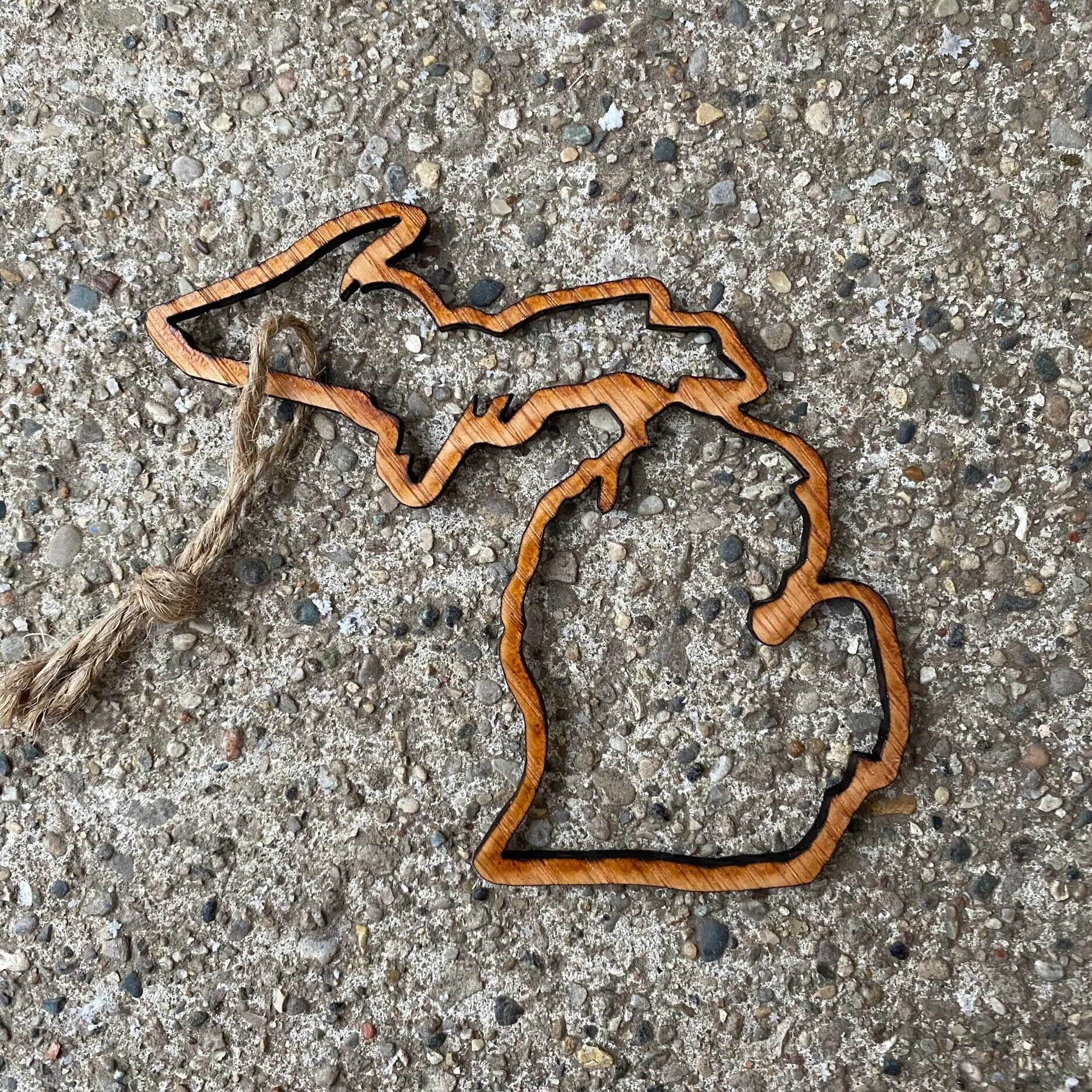 ED5F254D-5110-4AAB-B053-827CDCF06E3F