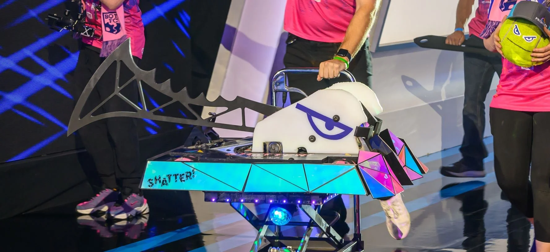 HUGE vs. Shatter! - WCVII Fight #1 | Blog | Team HUGE Battlebots Blog