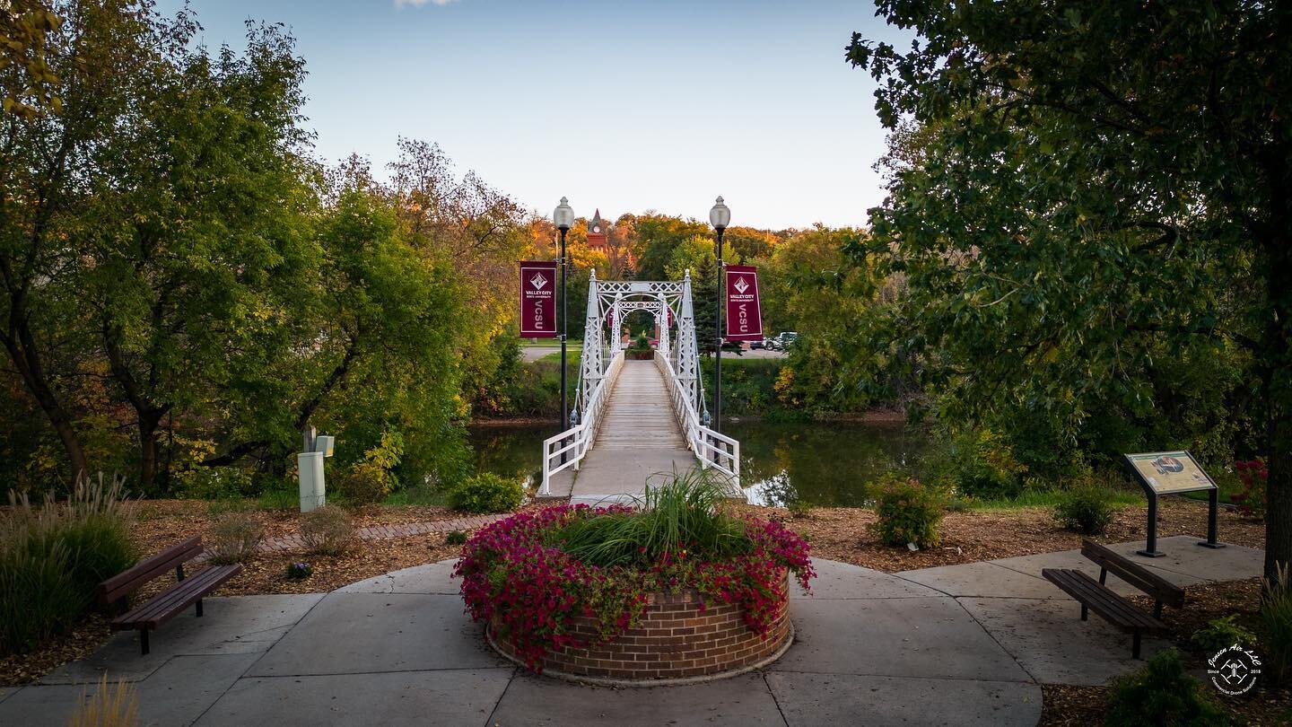 VCSU Fall 2023 🍂🍁🍃

Prints available at jensenairllc.com

#jensenairllc #valleycitynd #valleycitystateuniversity #northdakotanice #northdakotasunset #northdakotalegendary #vcsuvikings #fromwhereidrone