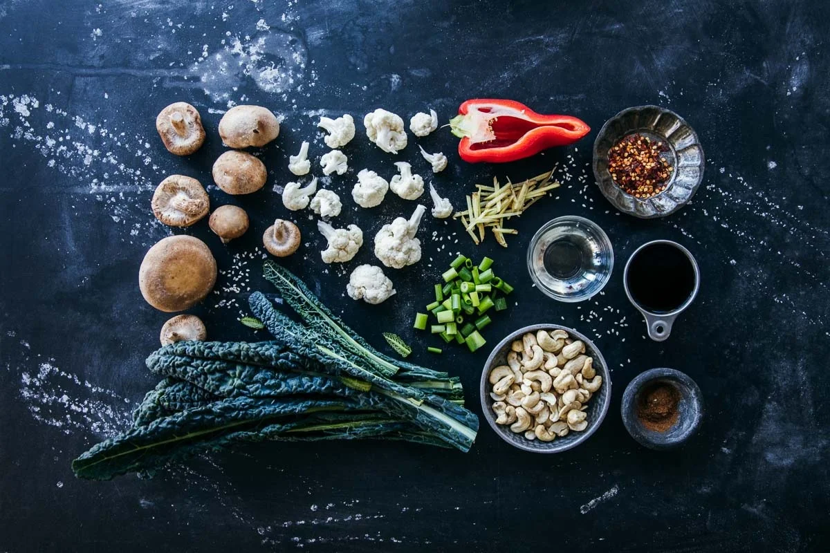 kale_mushroom_cashew_stirfry04.jpg
