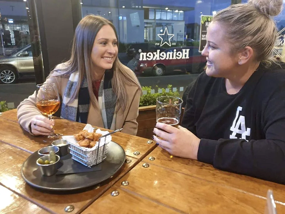 65805134_207525000135134_1080003890612535296_n (1).jpg