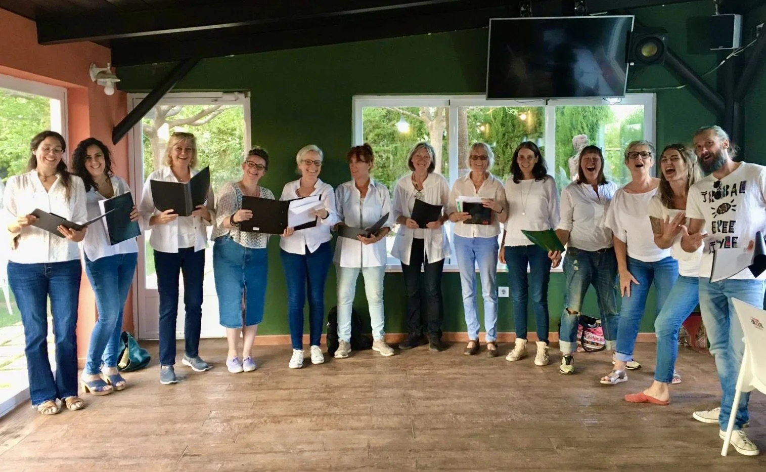 Choir in blue and white 2.jpg