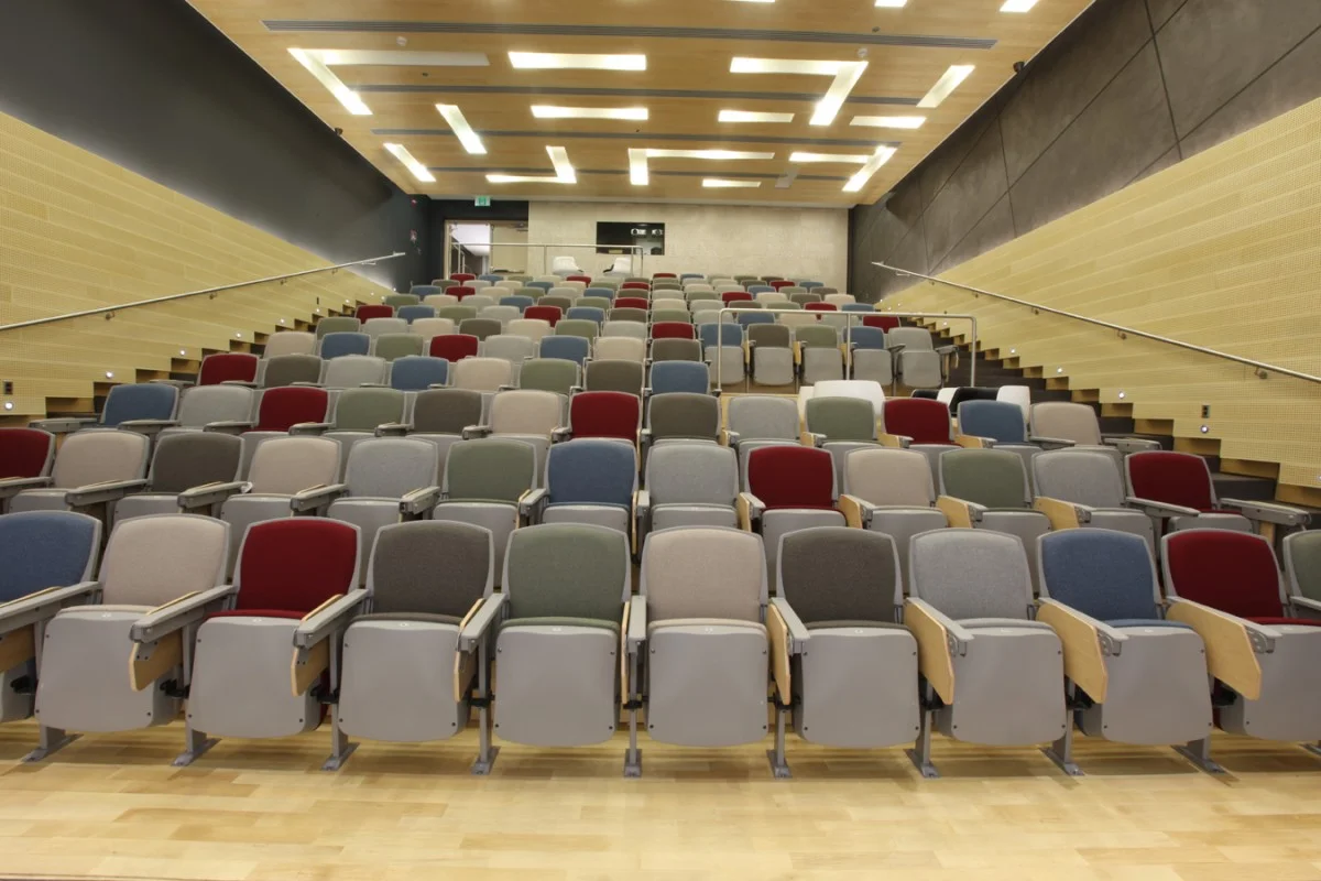 [www.polypod.com.lb][672]AUB20Engineering20Lecture20Hall1316519511.jpg