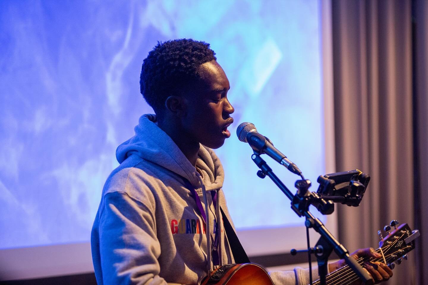We can’t to worship with you tonight CLM Youth ❤️
•
7:30pm ⏰ Youth Encounter ✨
•
#clmyouthcoventry
