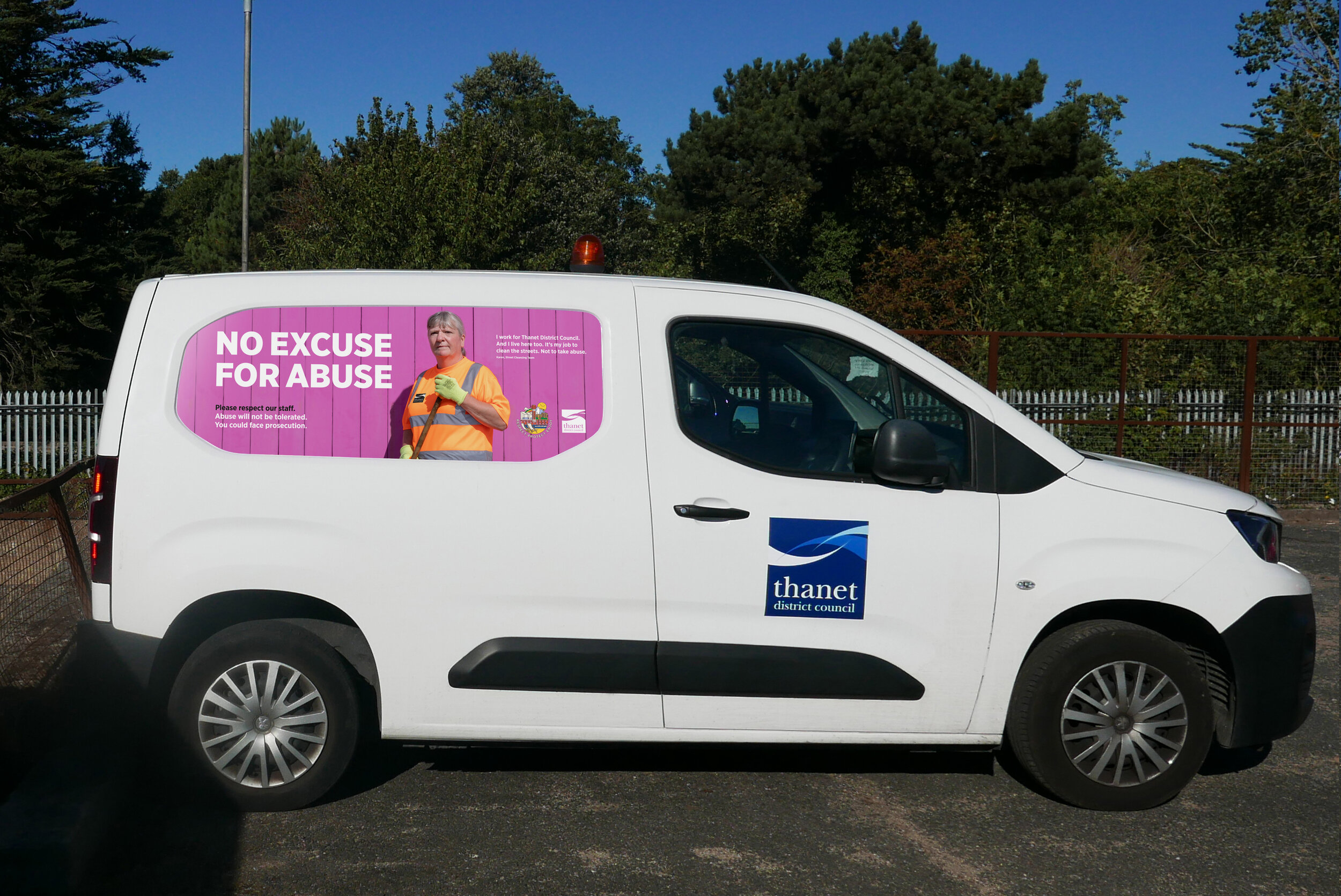No_Excuse_Van_03.jpg