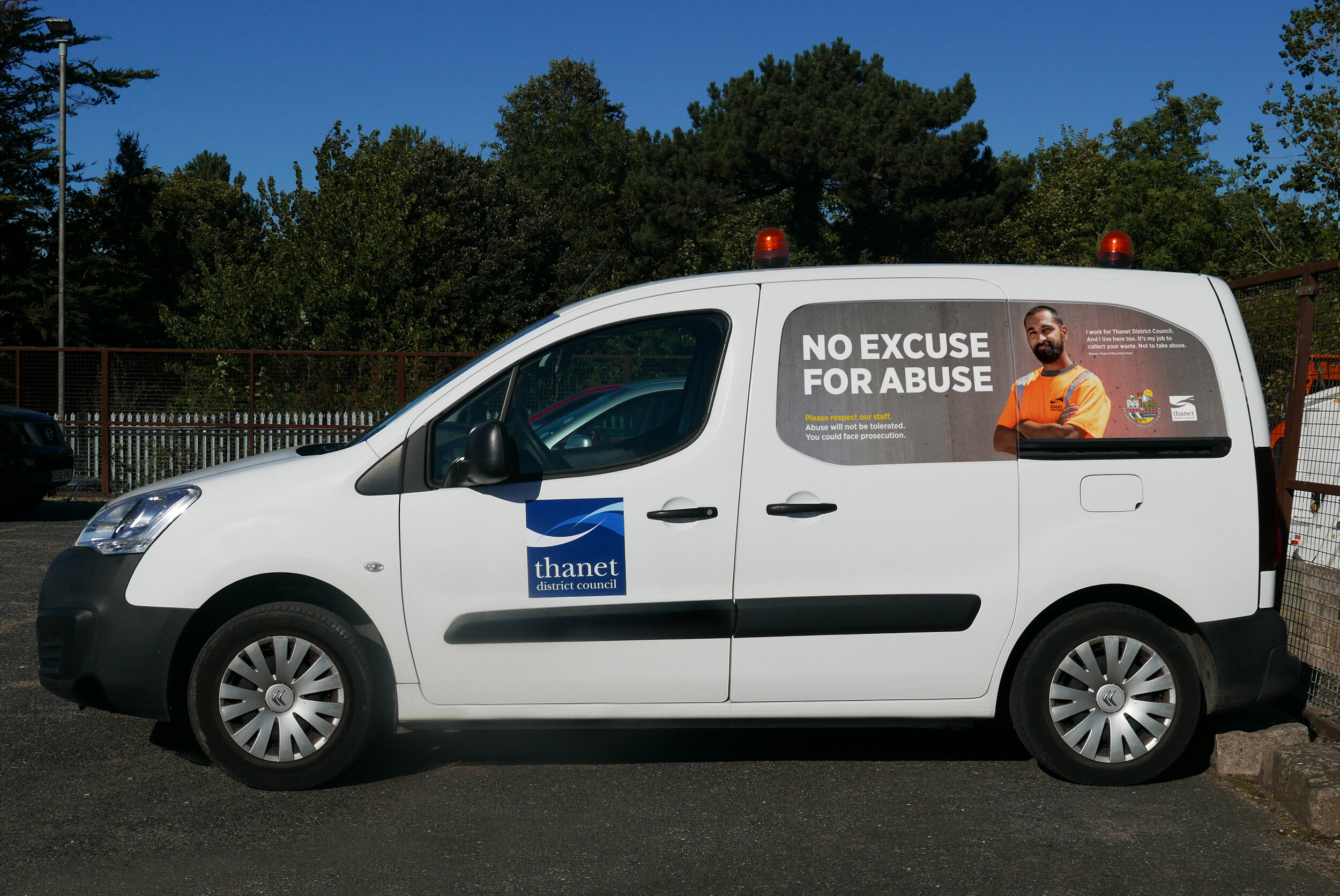 No_Excuse_Van_01.jpg