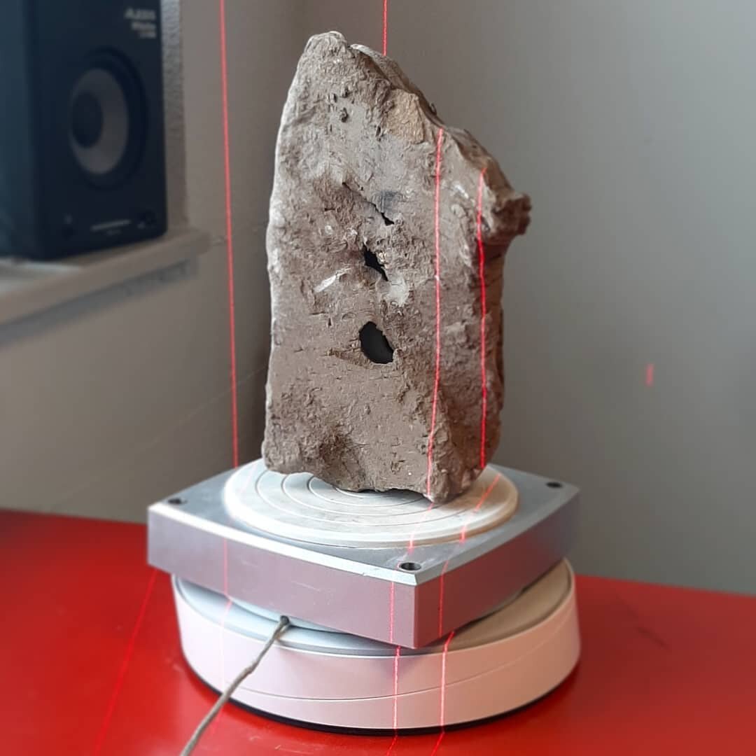 I&rsquo;ve been making some progress on learning the ins and outs of 3D scanning. I want to combine scans with 3D (clay) printing to create new shapes. In this way I can redefine existing shapes, like historical artifacts, and re-use them in a new co