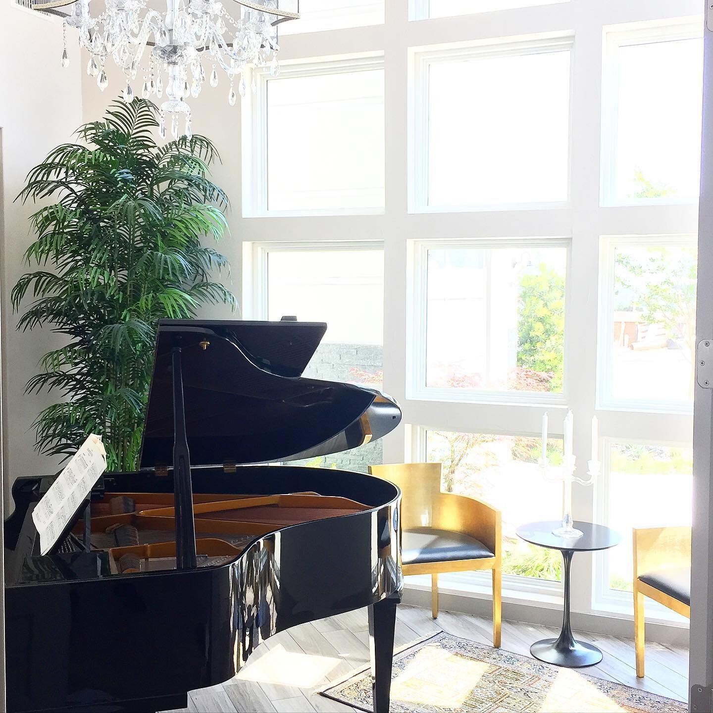 &ldquo;Music gives a soul to the universe, wings to the mind, flight to the imagination and life to everything.&rdquo; ― Plato

#musicroom #musicroomdecor #piano #interiordesign #interiordecorating #interiordesigner #decor #texasdesigner #sanantonio 