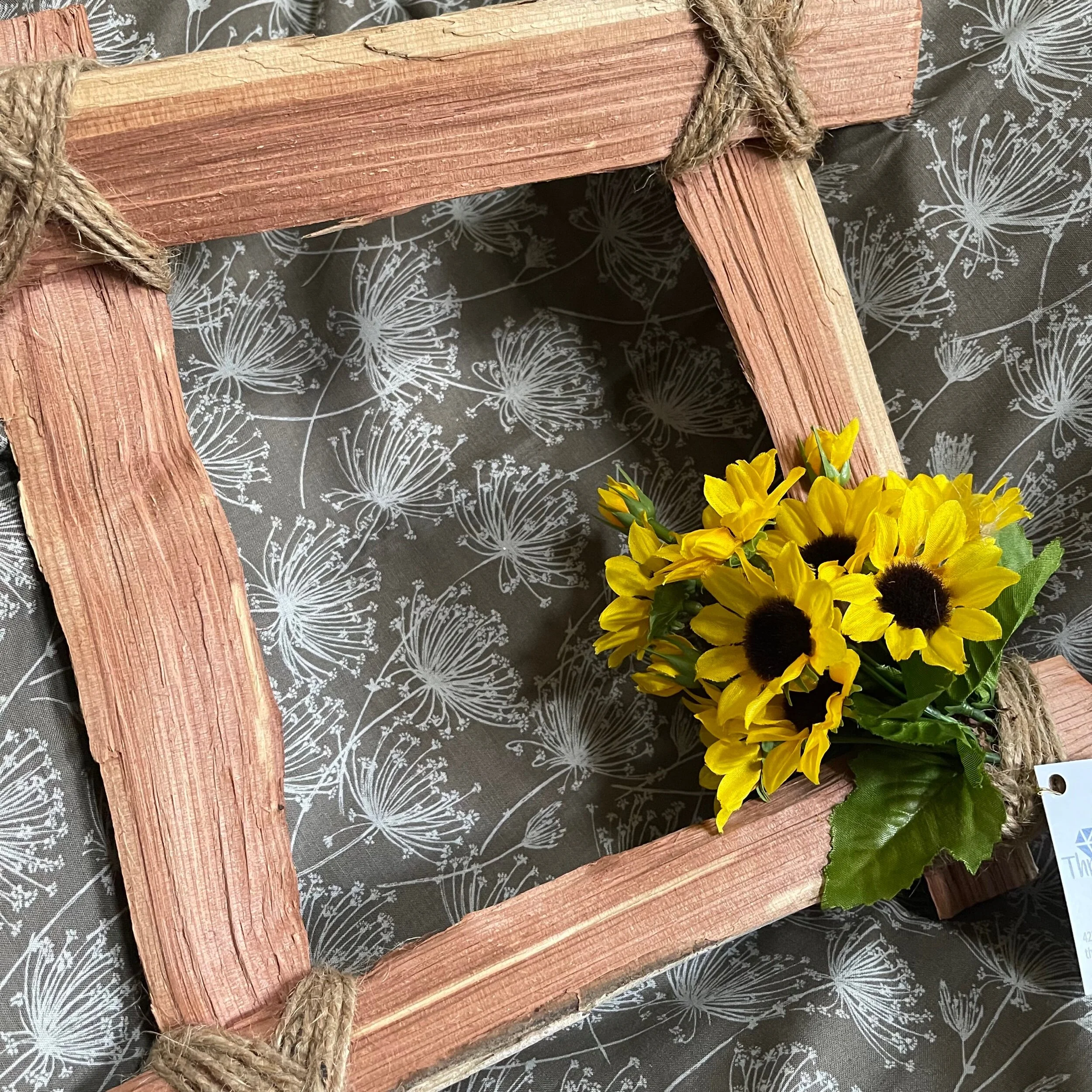 DA952C7E-60A7-494D-9483-807DAFB3C999