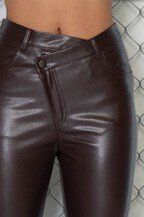 ASYMMETRIC HEM VEGAN LEATHER SKINNY PANTS
