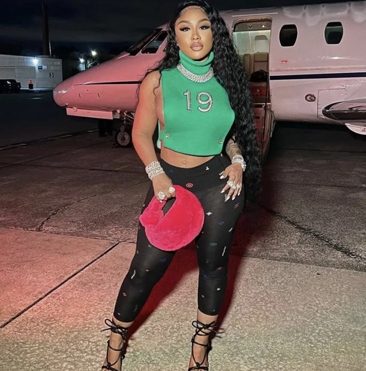 F9886628-D7B7-4E2C-9B21-9A8A0B1363A4