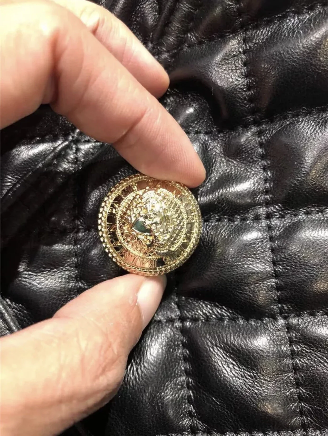 979B0A4D-55A0-4882-AAC4-905FDC37CF2D