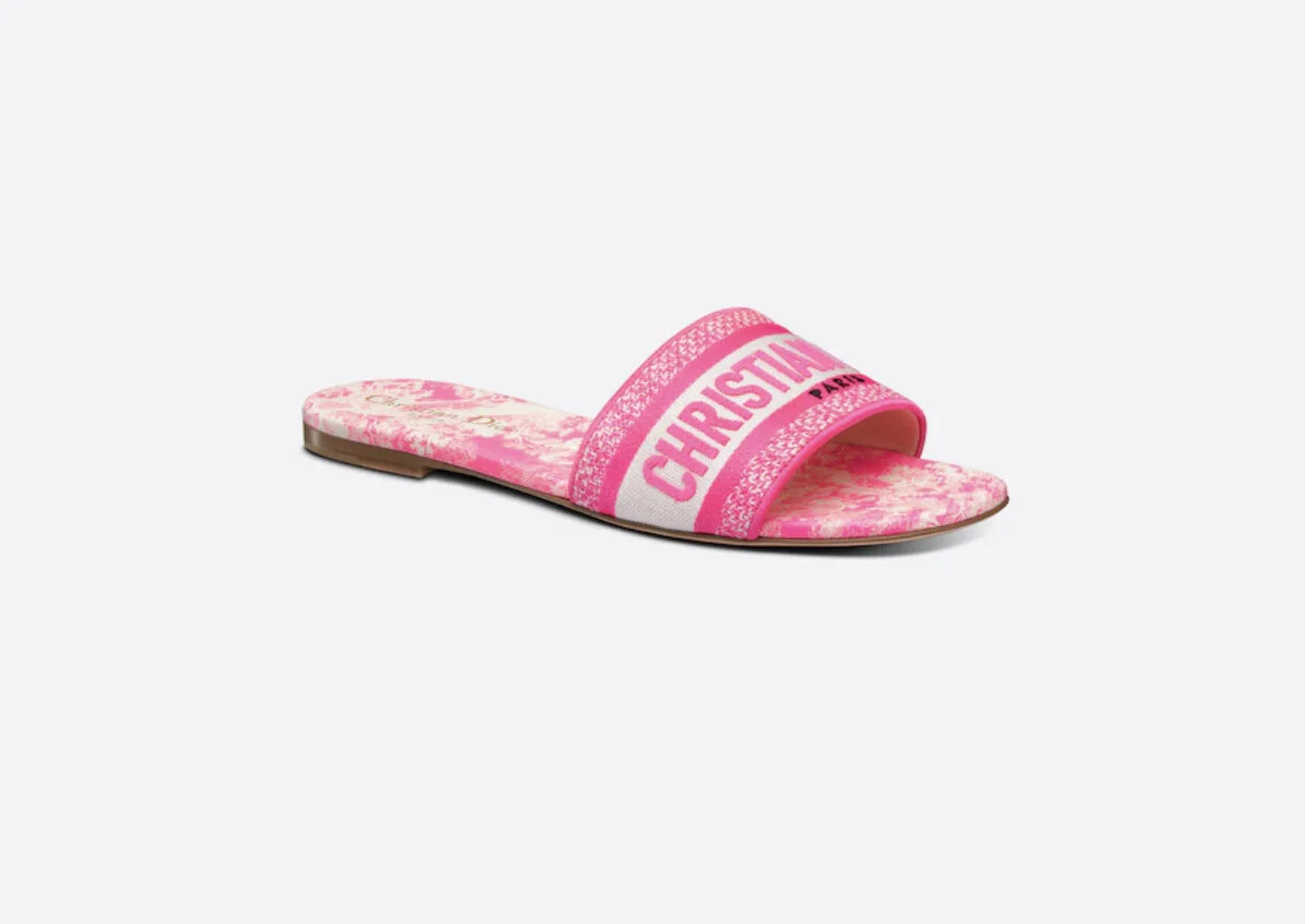 0DB9F1FF-BAF9-4046-8C46-EE4BAC4A0483