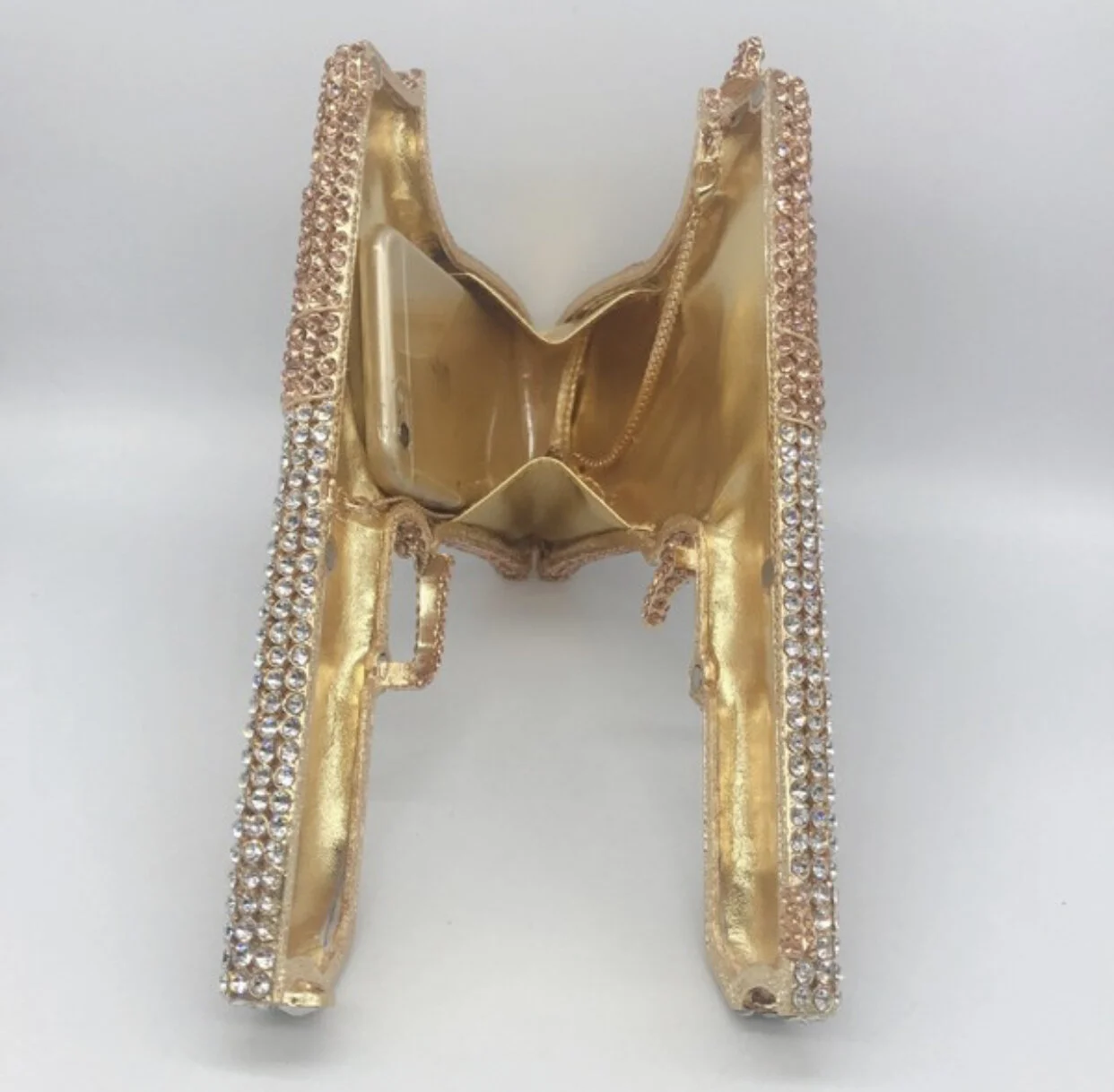 7F5A3171-1DA5-495D-8B22-7979B2DD5FC1