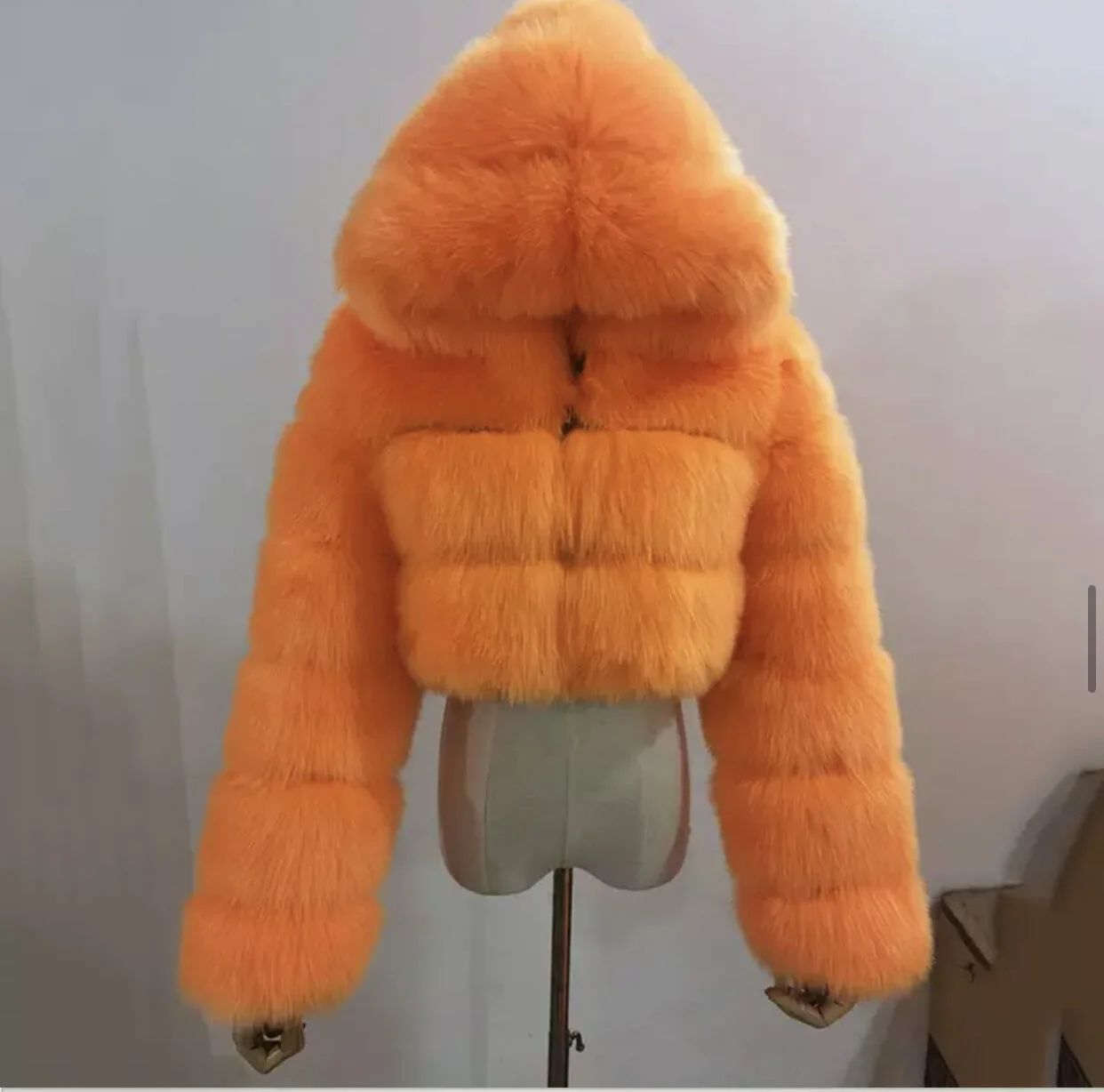 E00710E9-3324-432B-B265-B165EC9CBFE7