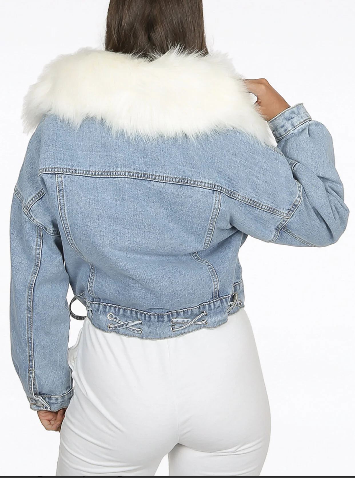 3C3A4EEC-1F32-4616-ADB7-9D317318C366