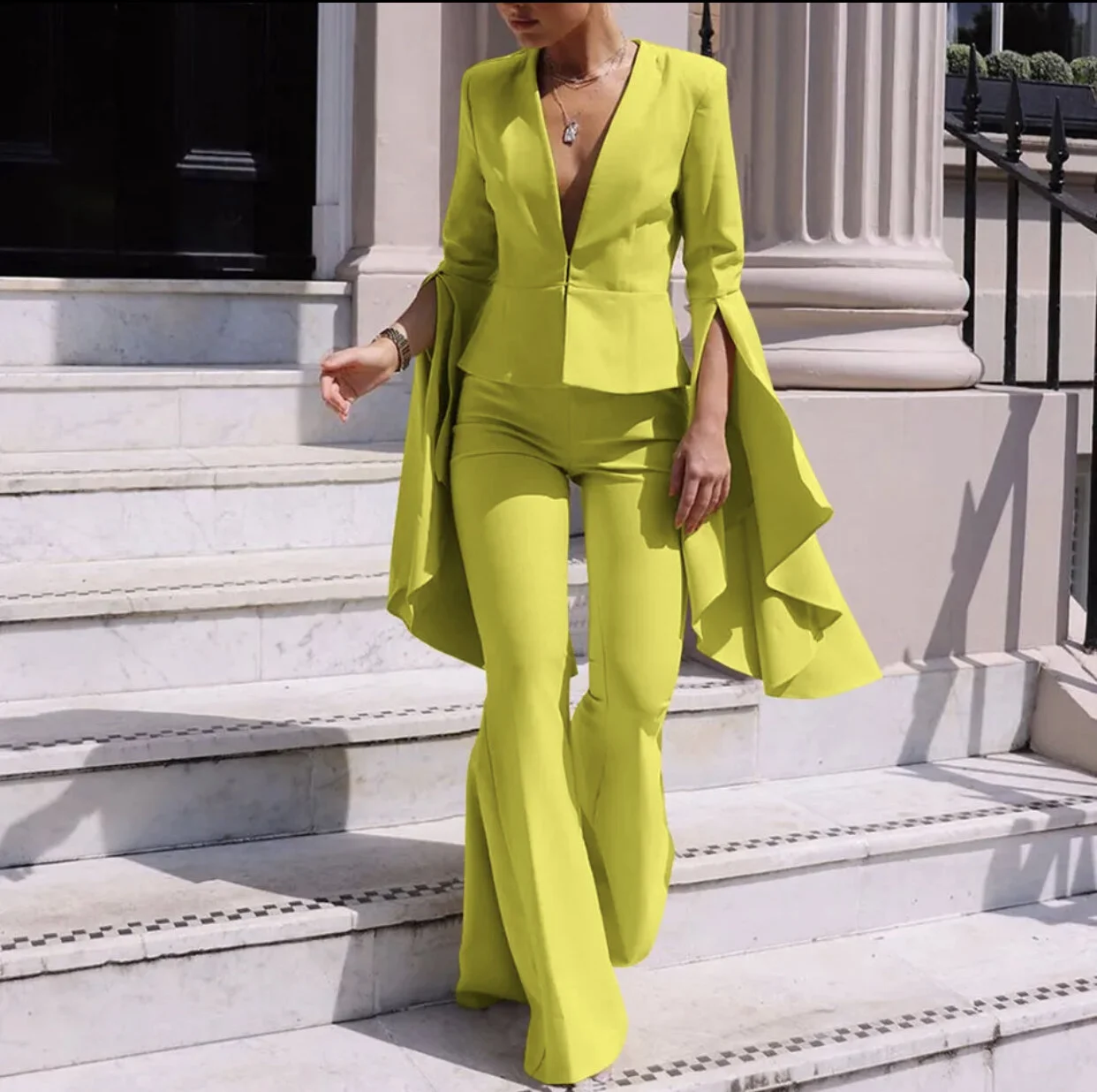 EADA3DC6-809A-4A0D-A5EB-EAFFCA6BD98D