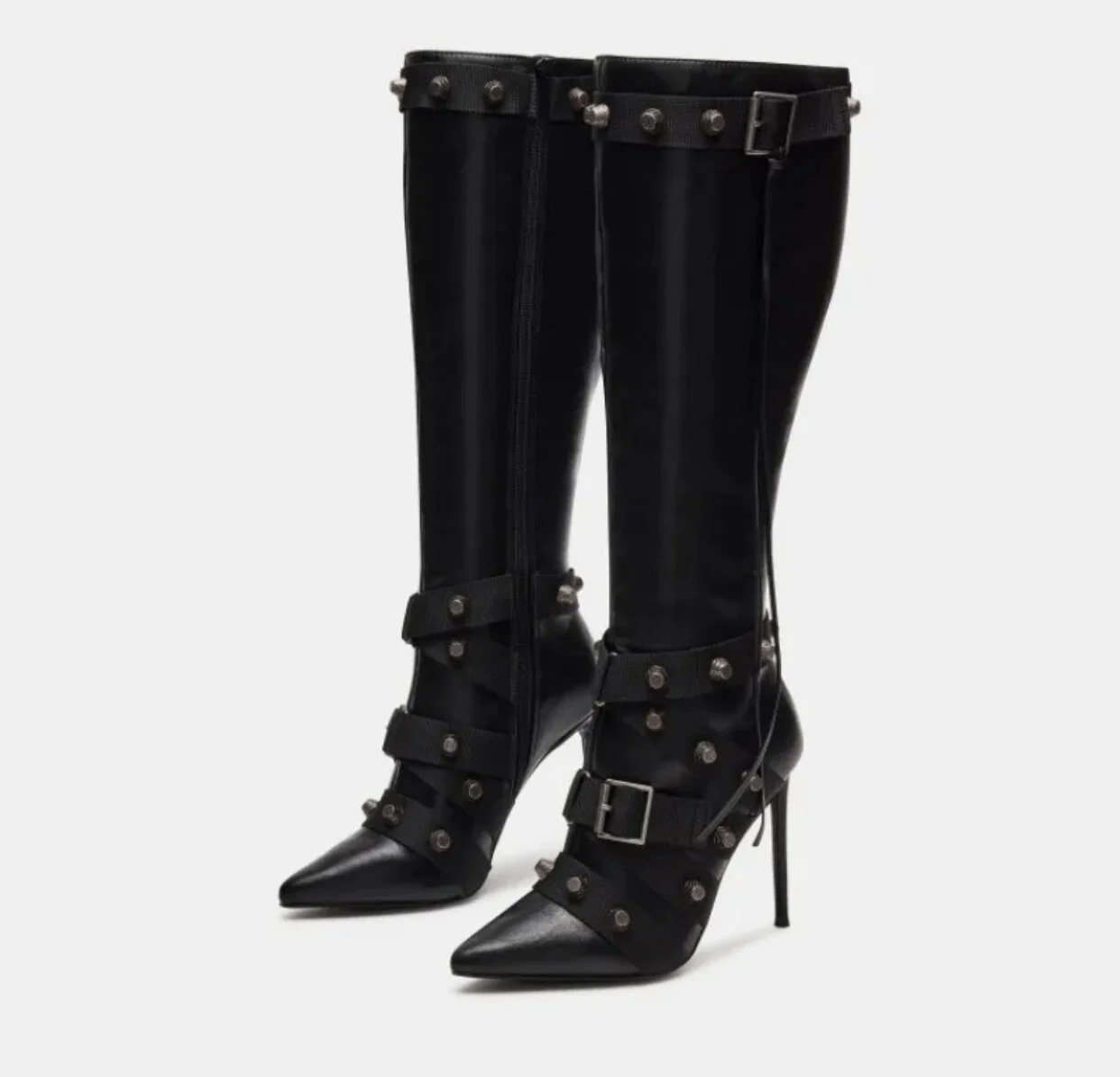 0F17B208-4887-4330-B189-2D1CF11F4BB2