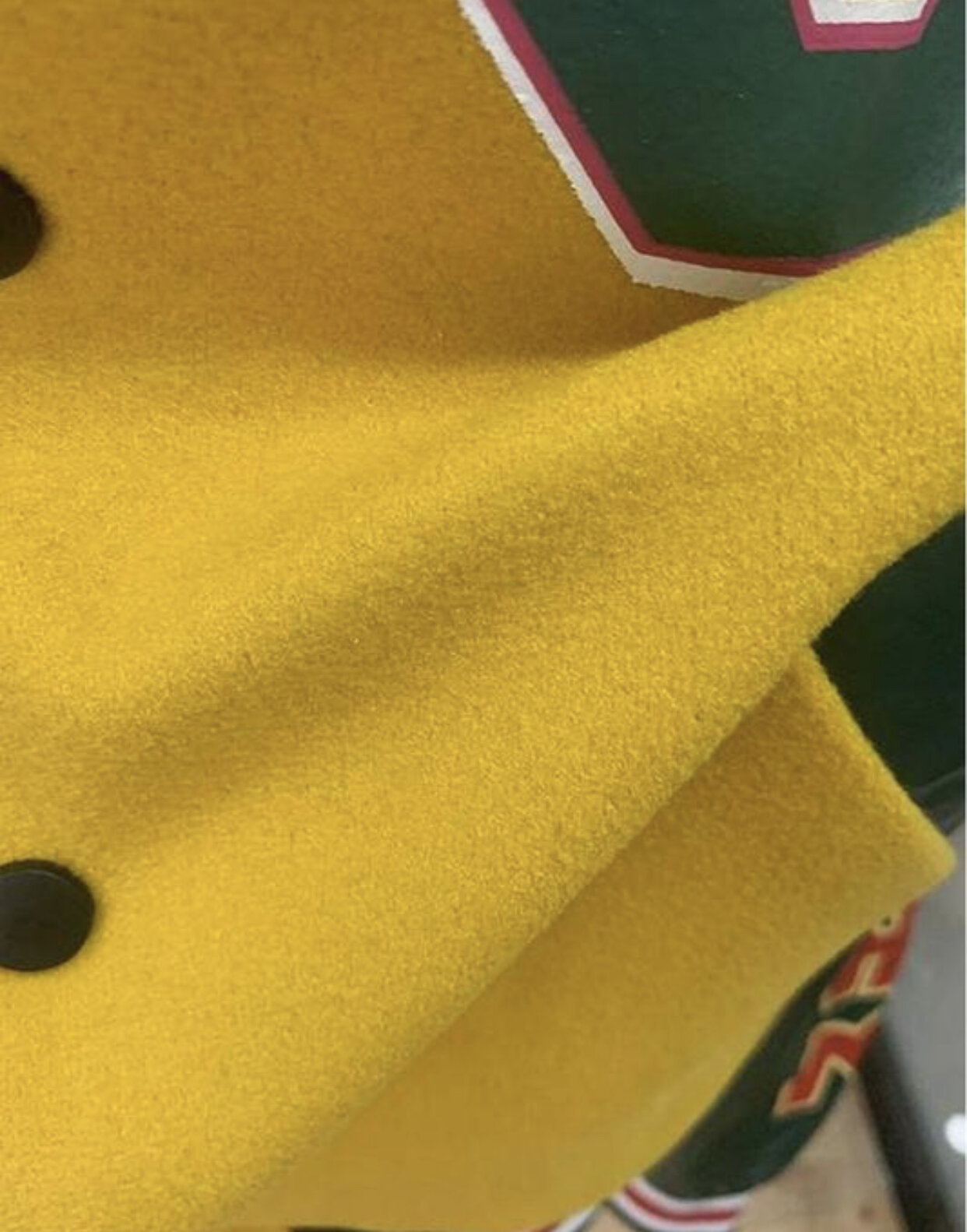 EA3815F0-65DB-4312-93EA-78B0285FBC78