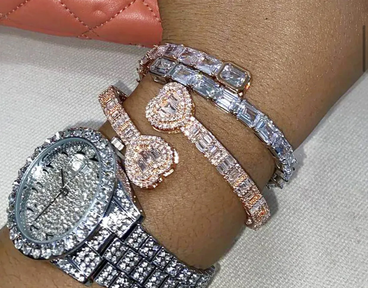 EC5CEEB0-98FB-438B-BC34-AB331A0456D4