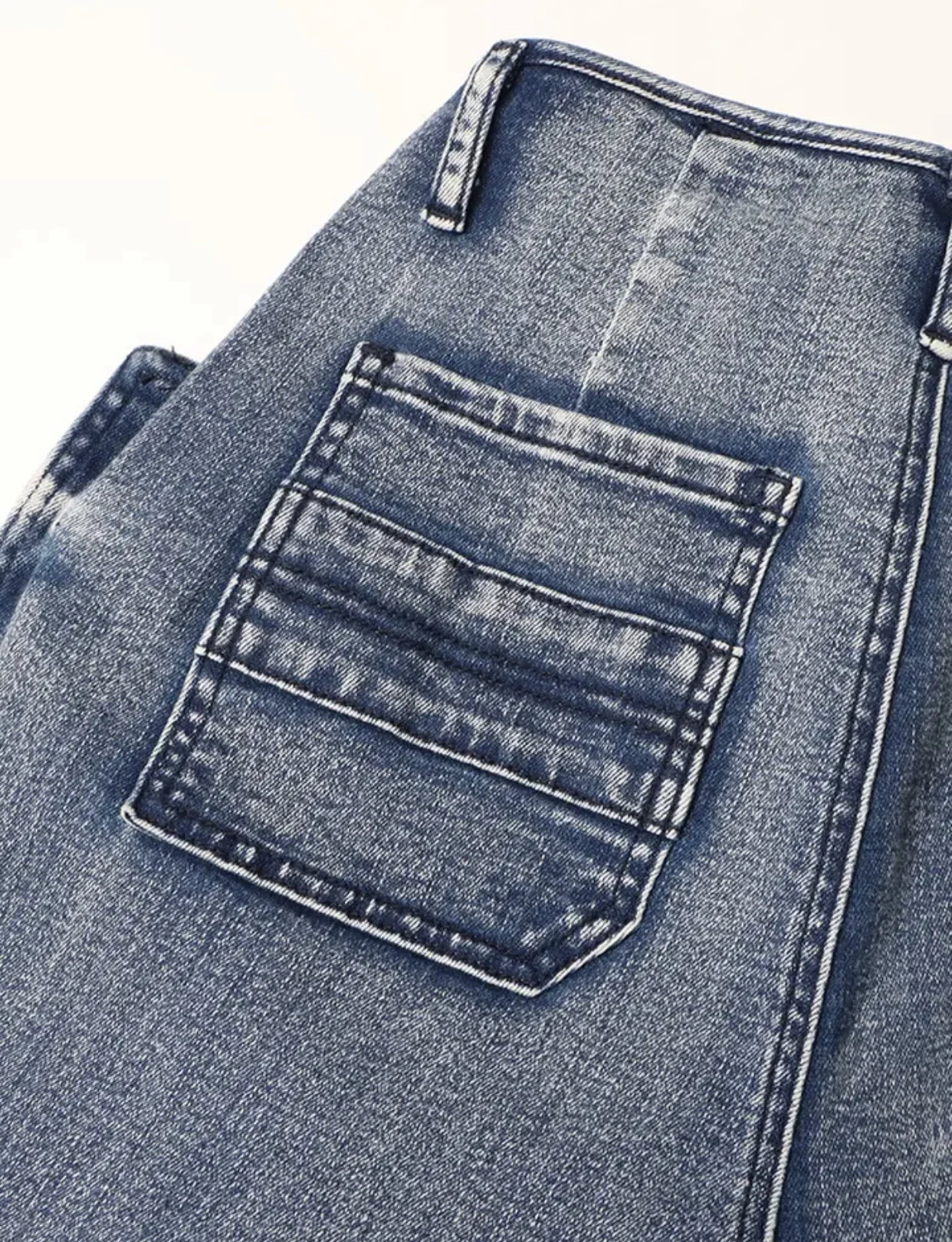 4AEDC9A0-C9AA-4386-B7D6-7A66B3723E00