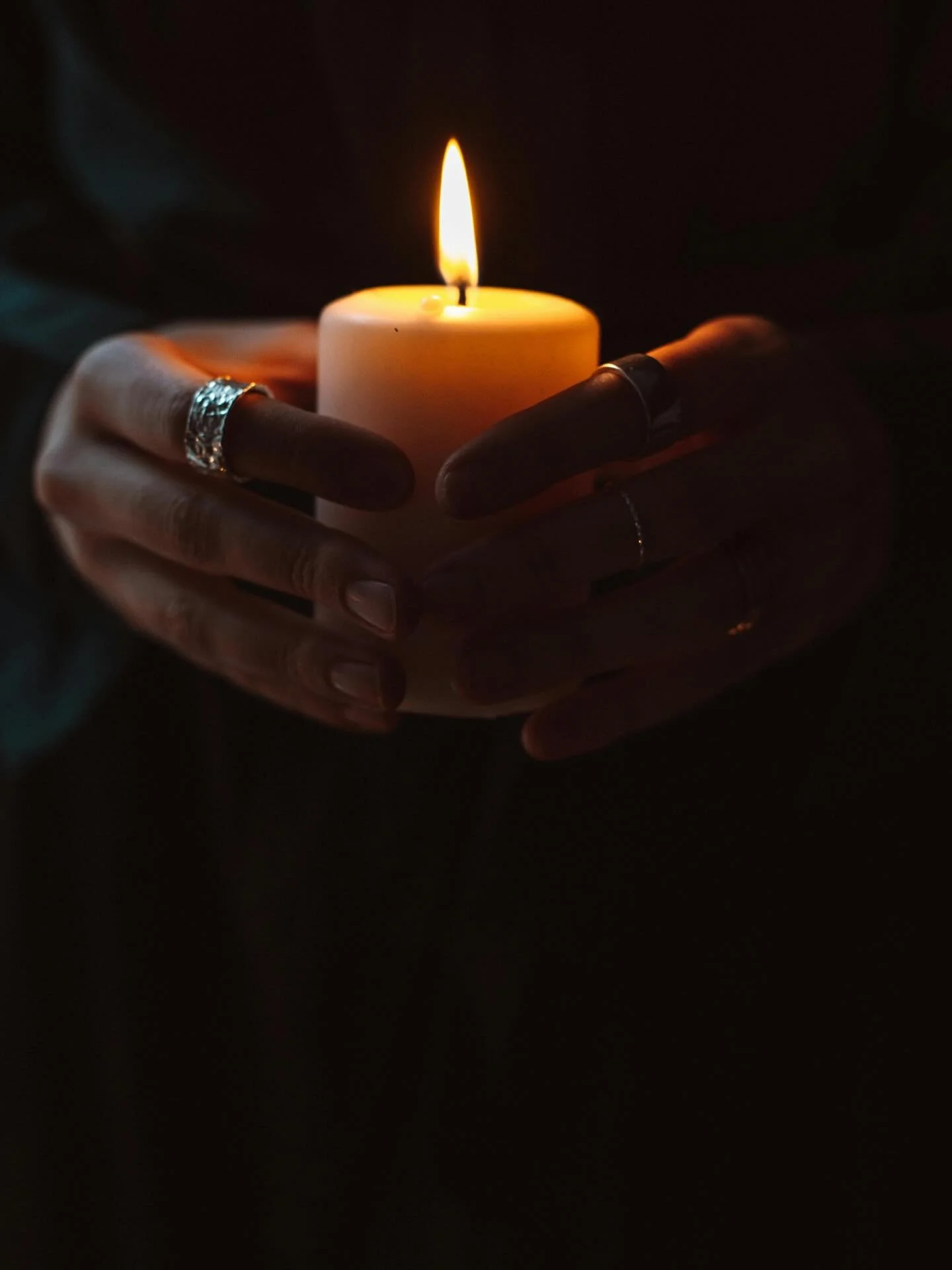 We will be lighting up the streets together this Fri. Nov. 14! 🥳

From the Tree Light Up at 5:30pm to the fiery finale at 8:30pm, the entire Downtown will be buzzing with tropical vibes, glowing art, music, dancing, community joy&hellip; and our fir