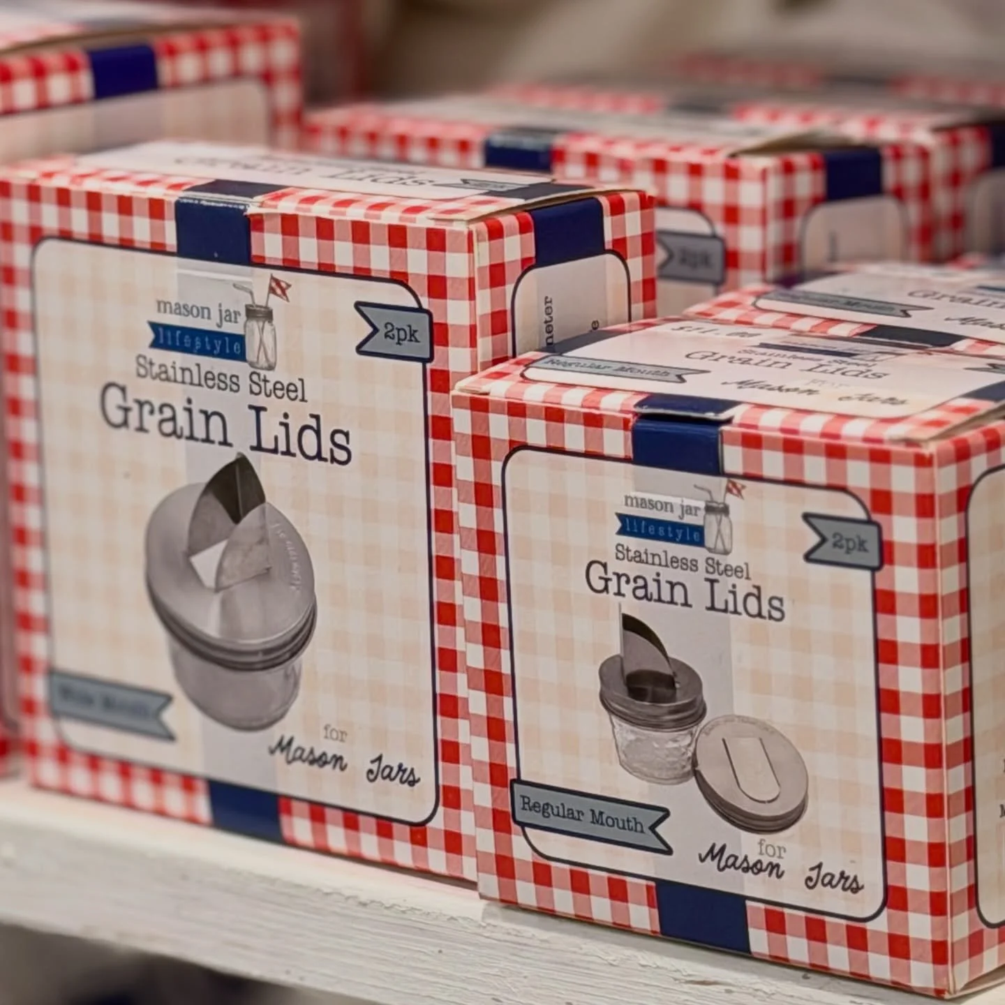 This is for all you mason jar lovers&hellip; we&rsquo;ve just brought in SO many new toppers from @masonjarlifestyle for so many needs! The refilling life just got even better. 🤩