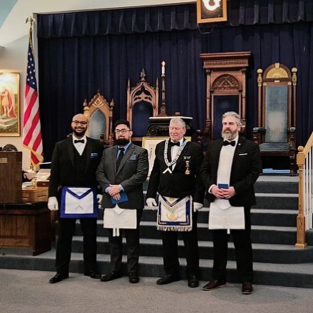 Congratulations to Brother Murguia for taking his final step in Masonry and completing the Sublime Degree!

Special thanks to Jordan Lodge for performing the courtesy!

🔺SMIB🔻

#freemason #masonry #mastermason #thirddegree