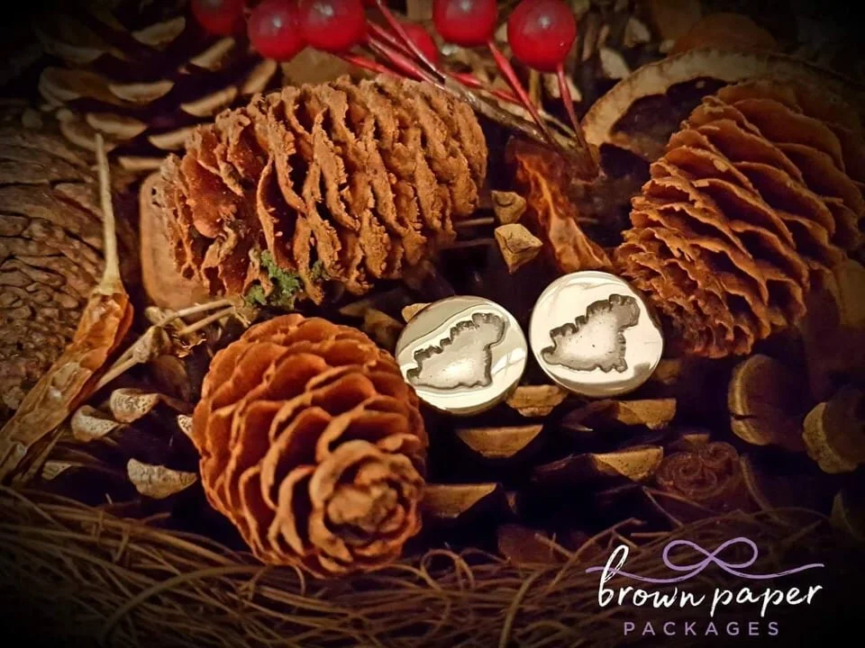 BPP cuff links gsy pine cone bg.jpg