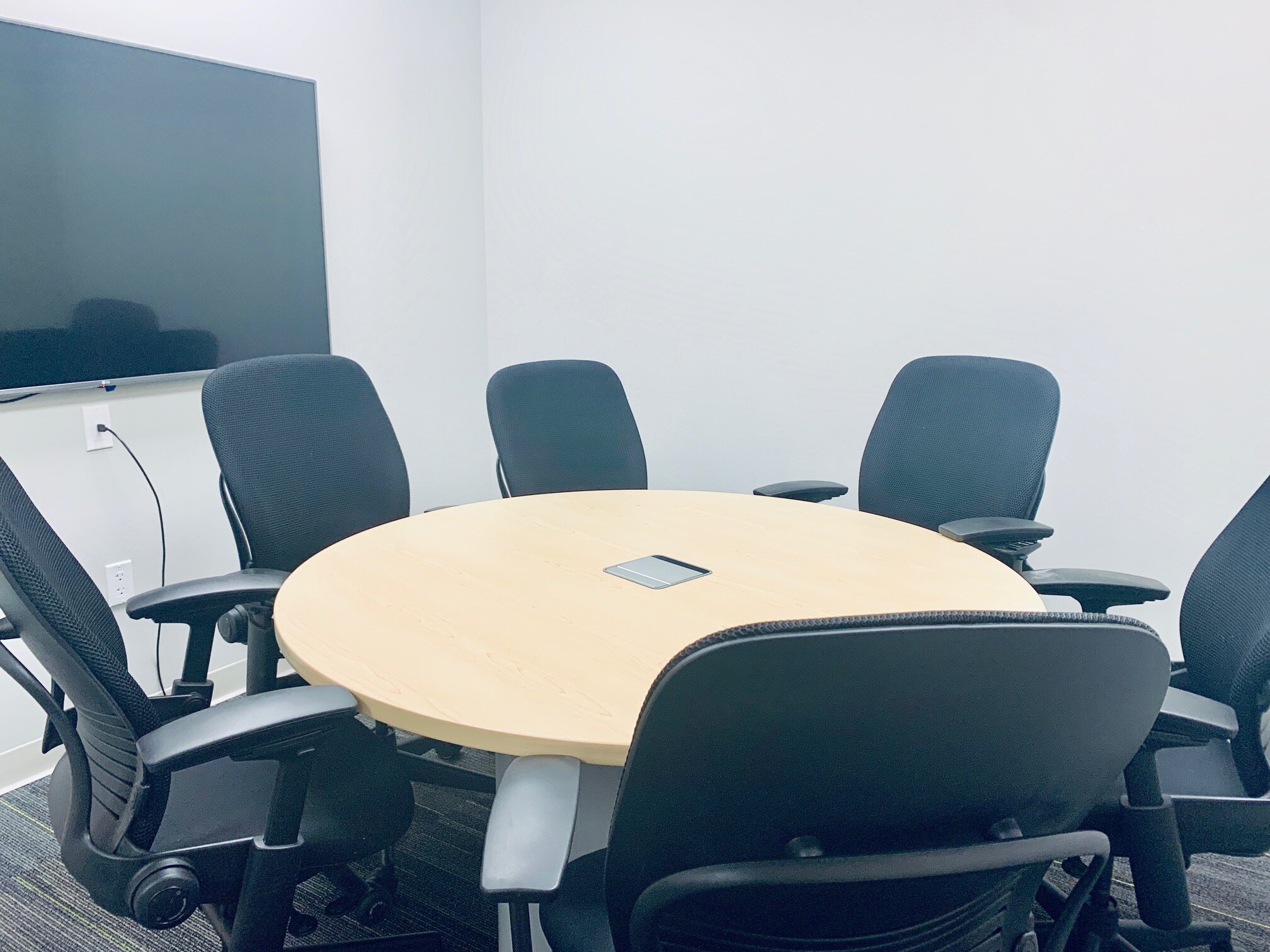 Parallel - Conference room.jpg