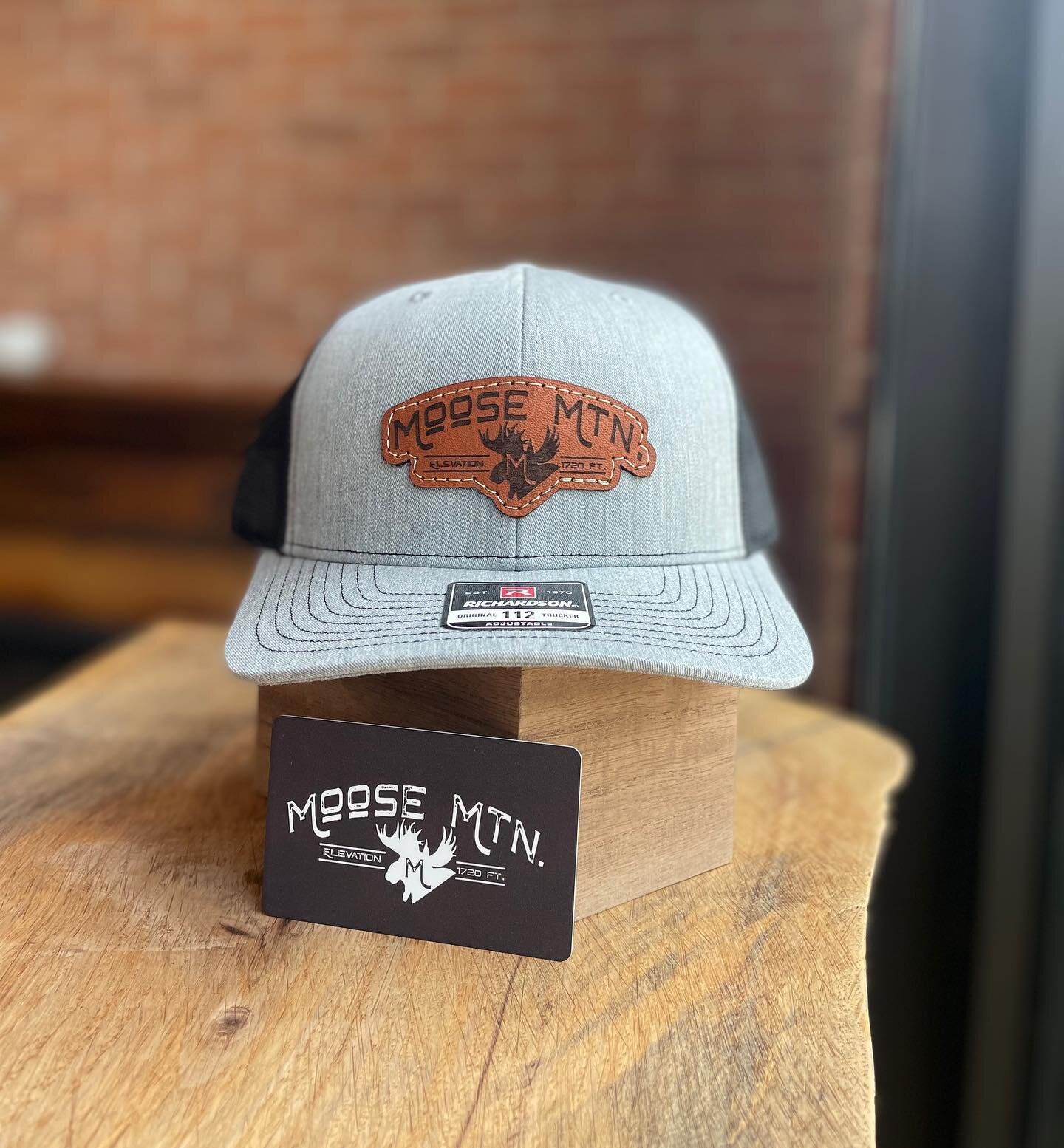 Need an end-of-semester appreciation gift for a Teacher, Student, or yourself? 😉 Come by the Coffee Bar and grab some #MooseMerch !!

#MooseMountain #ShopLocal