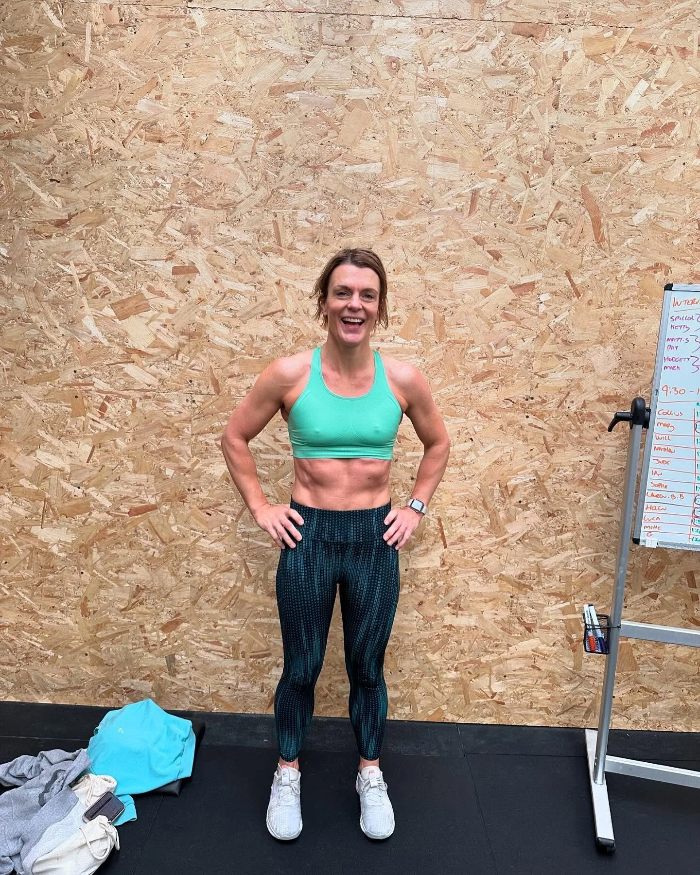 Client win - @balanceyogapt ⭐️

Jude came to already in a great place but just needed some additional support and accountability to get her to where she wanted to be.

A calorie deficit is never easy but Jude has managed to balance this with her trai