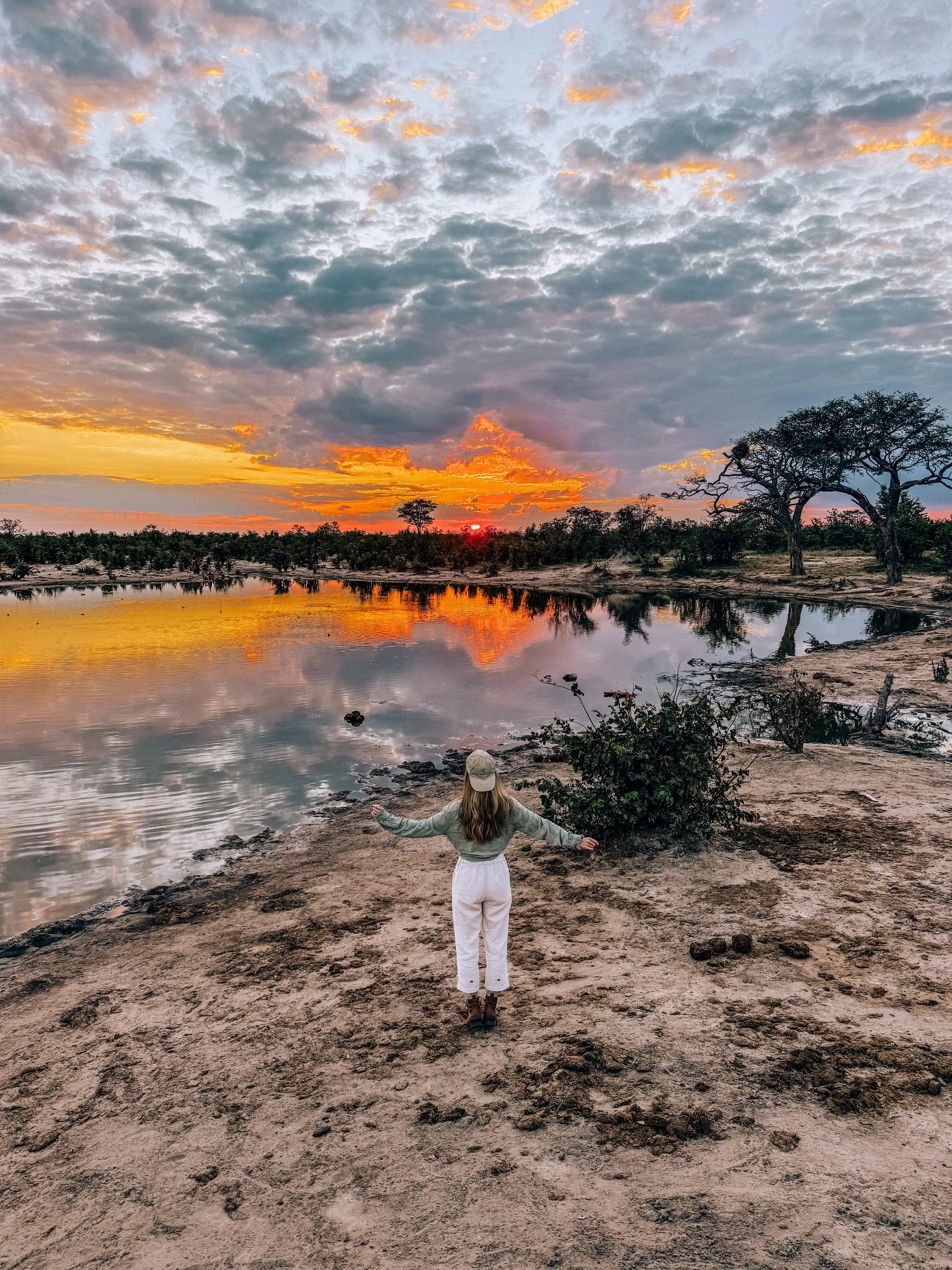 sometimes Africa just doesn&rsquo;t feel real. ✨✨

we&rsquo;ve come back to this sunset spot two evenings in a row here at Nehimba @imvelosafarilodgeszim and both will live rent-free in my mind forever. what a special special place. 🧡

#adventurelus