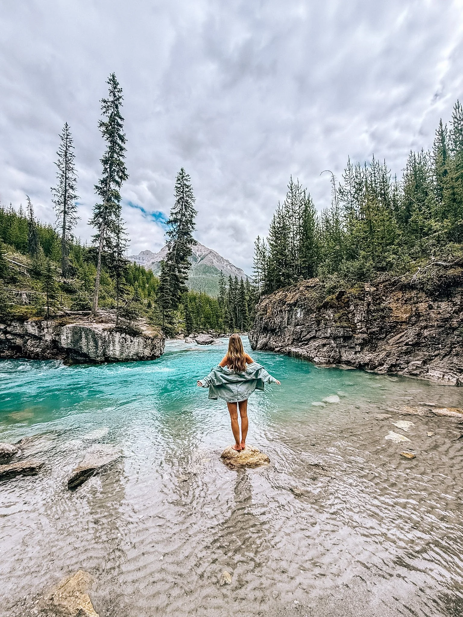 The Ultimate Canadian Rockies Itinerary: Banff, Lake Louise, Icefields Parkway &amp; Jasper